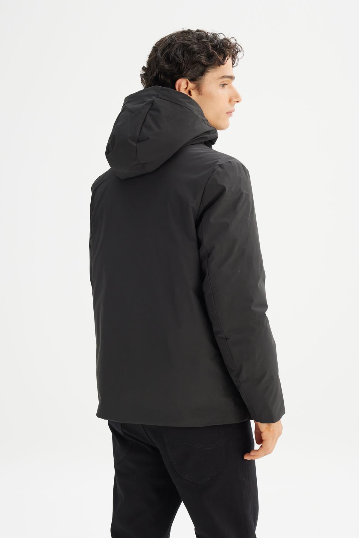 Erkek İnce Şişme Mont Black