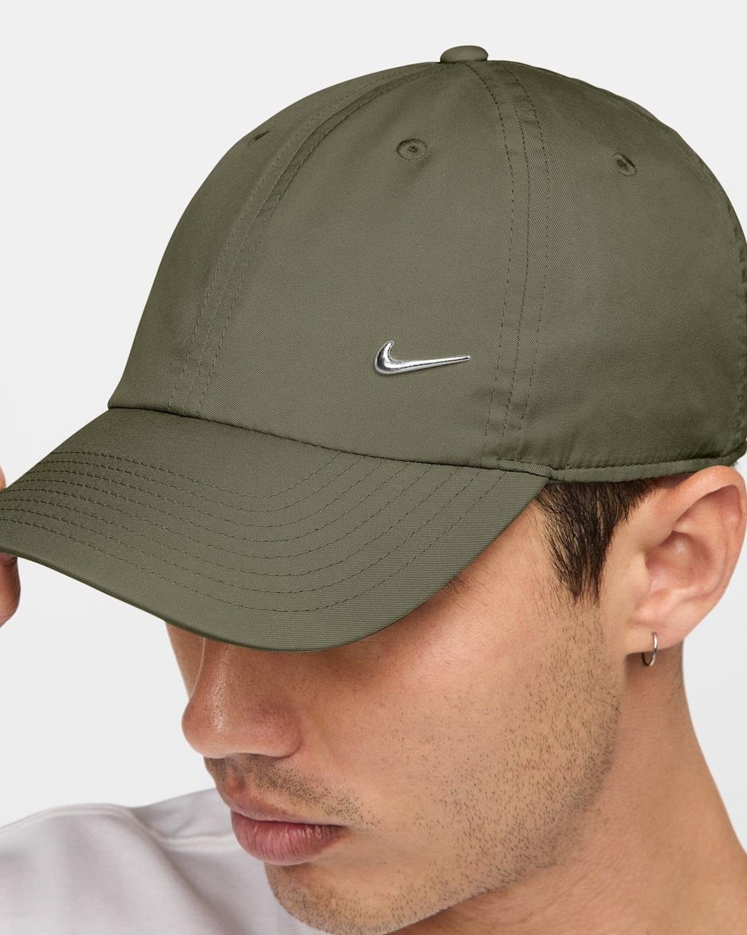 Nike Dri-FIT Club Unstructured Metal Swoosh Cap Yeşil