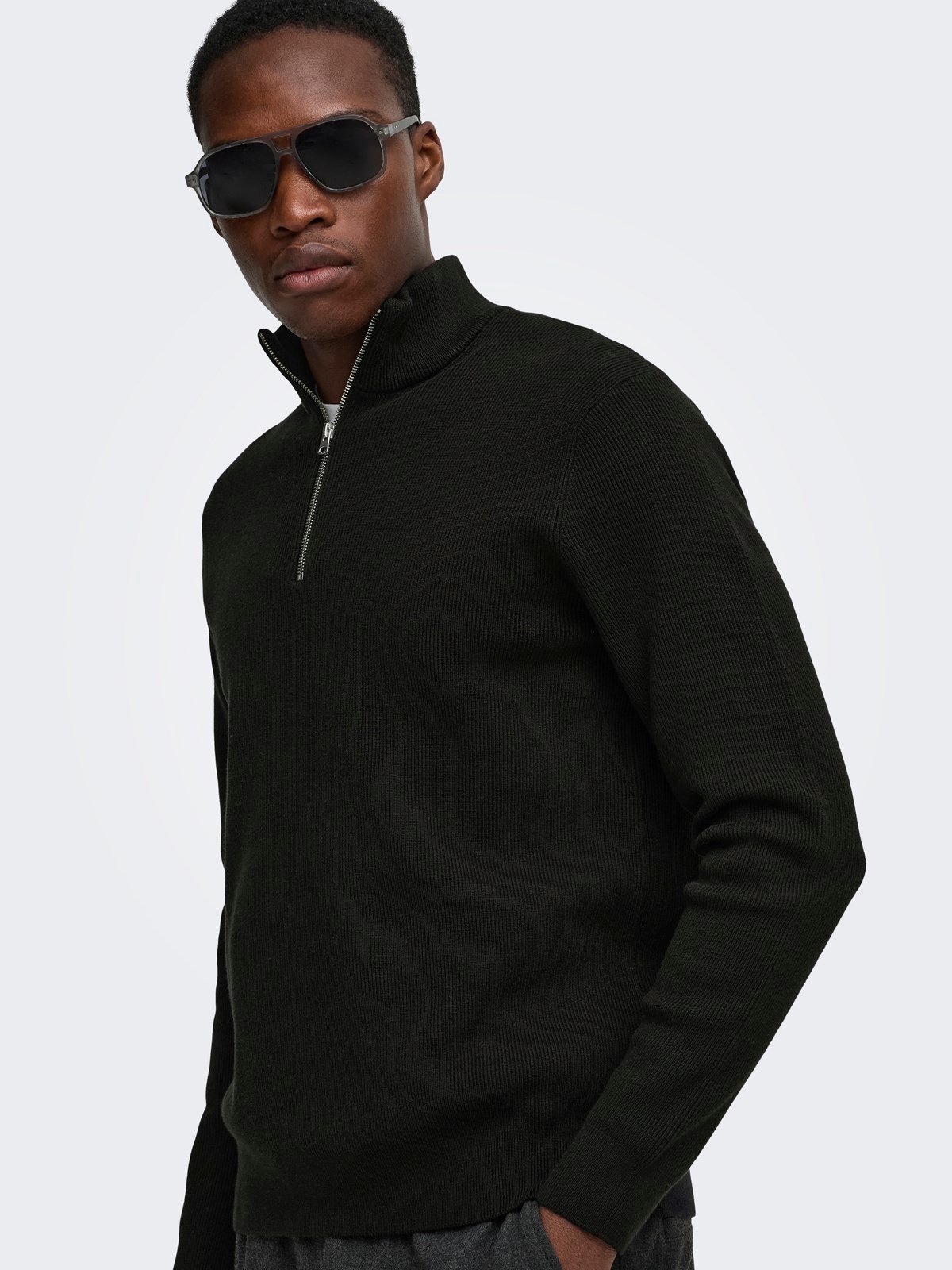 ONSPHIL REG 12 STRUC HALF ZIP KNIT NOOS Black