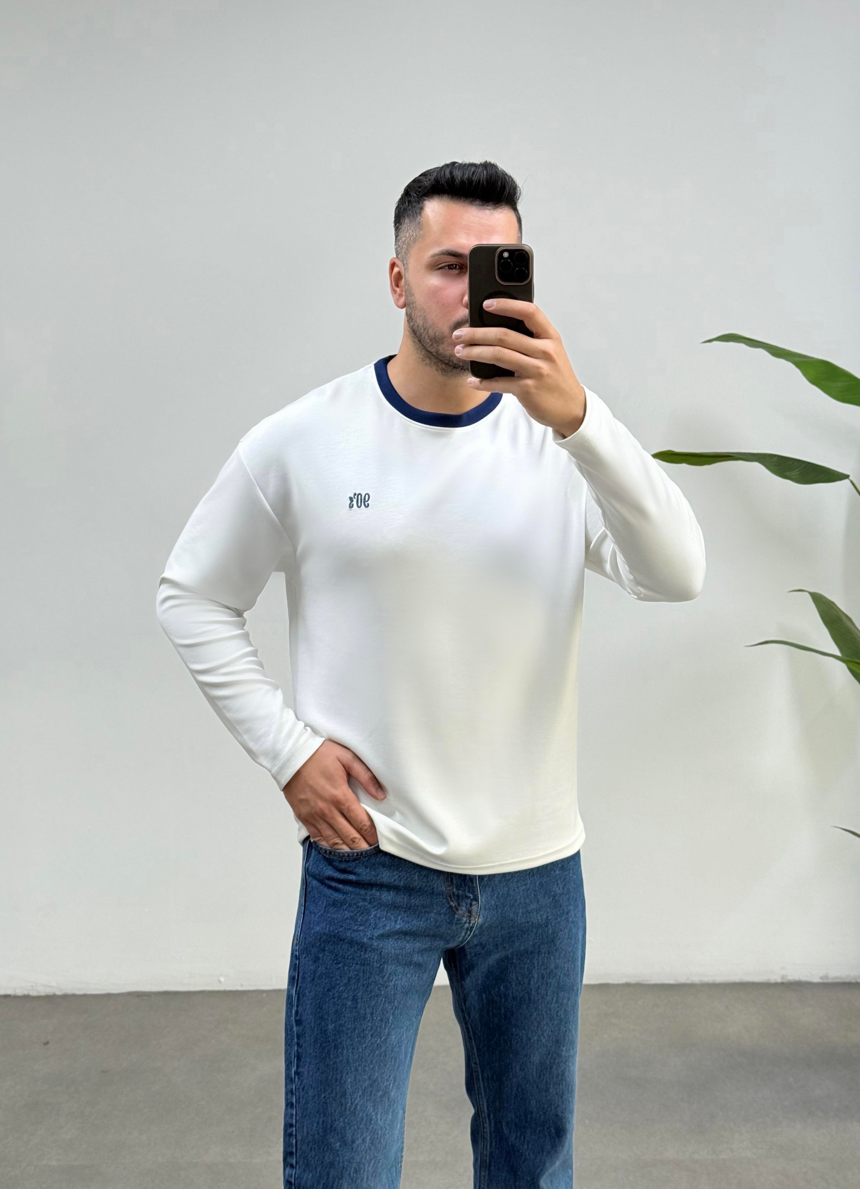 90's Oysho Beyaz Lacivert Yaka Sweatshirt