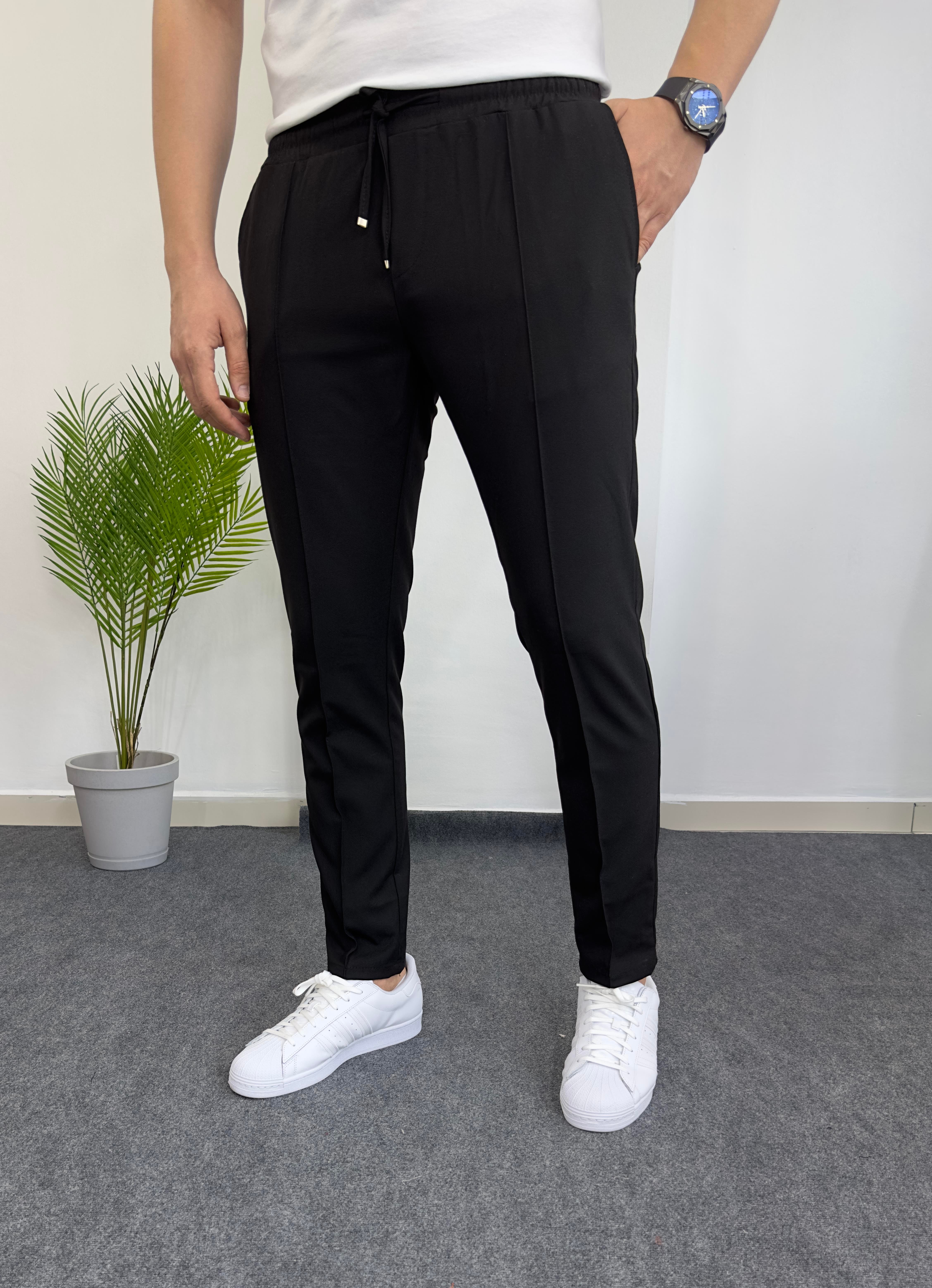 Beli Lastikli Çımalı Siyah Kumaş Pantolon