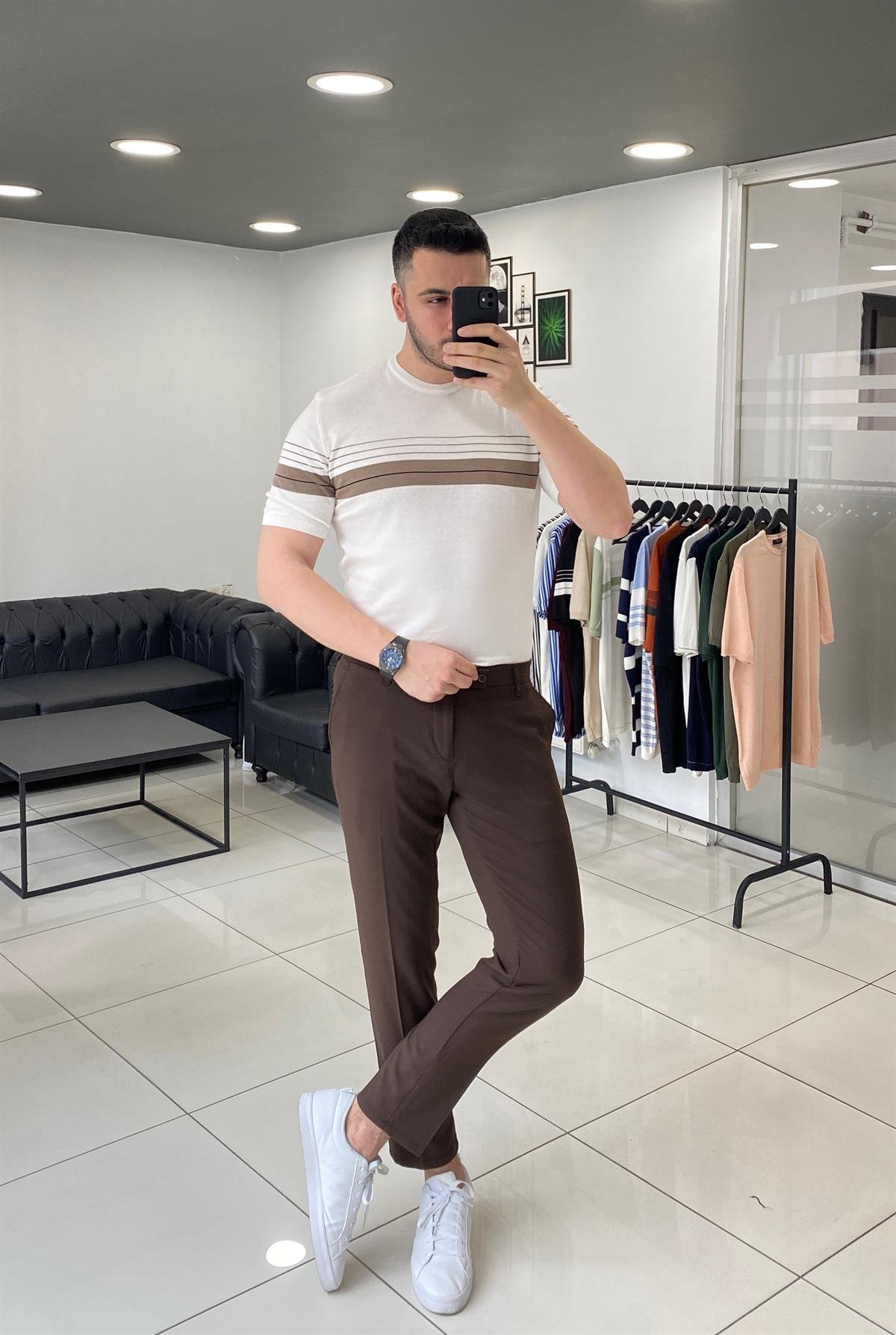 Beyaz Bej Desenli Örme Triko Tişört