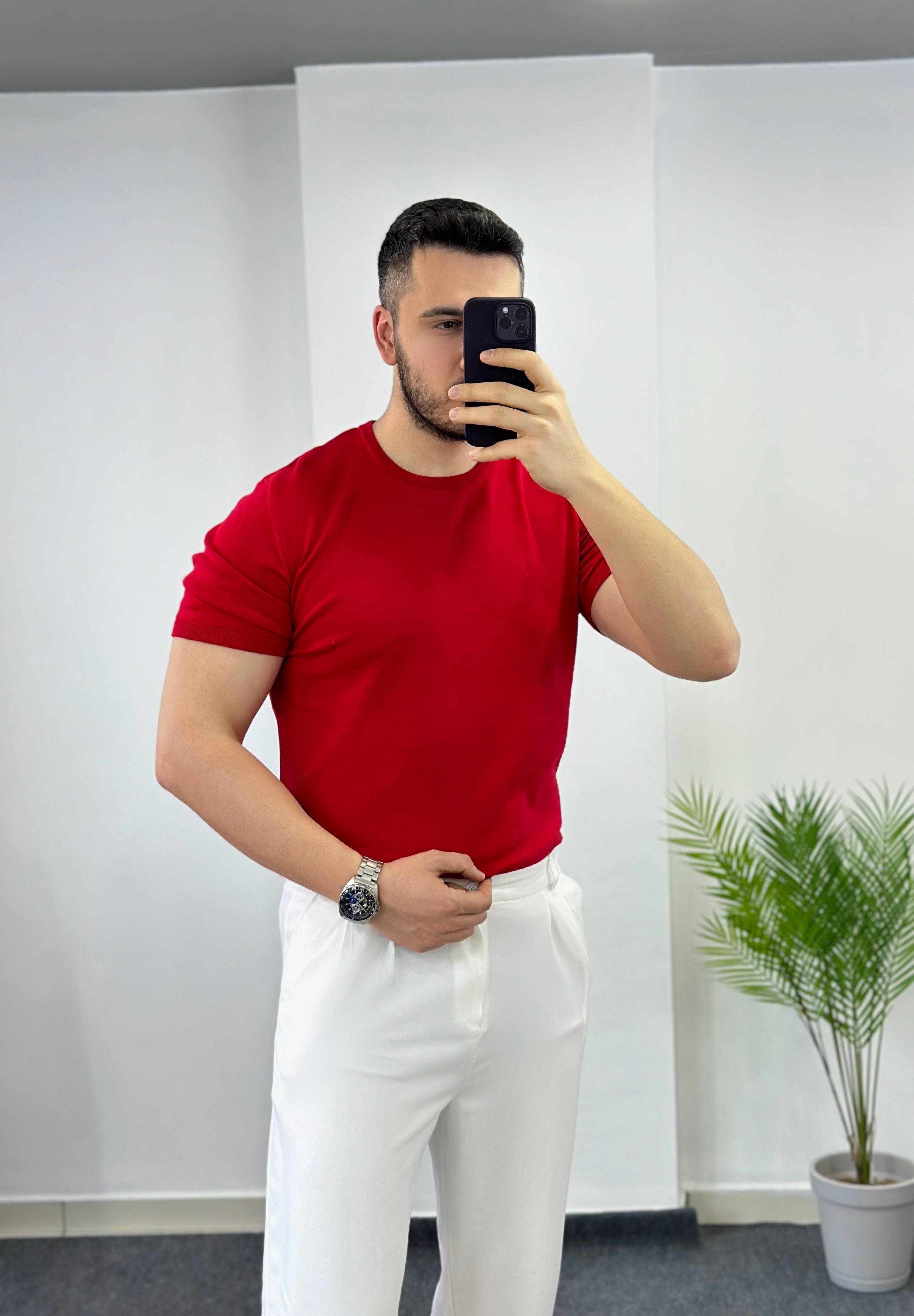 Bisiklet Yaka Kırmızı Triko Tişört 