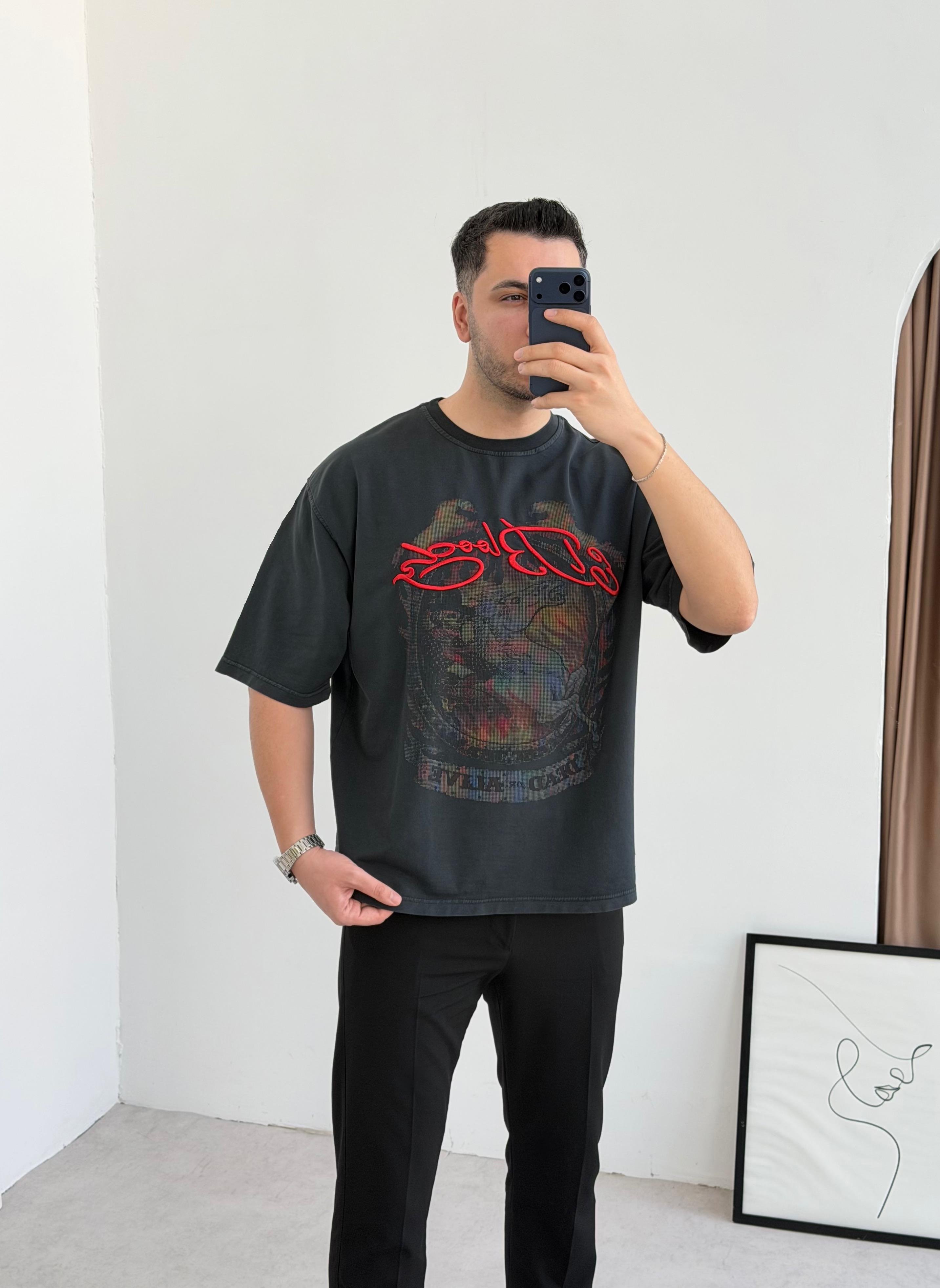 Block Nakışlı Yıkamalı Oversize Antrasit Tişört