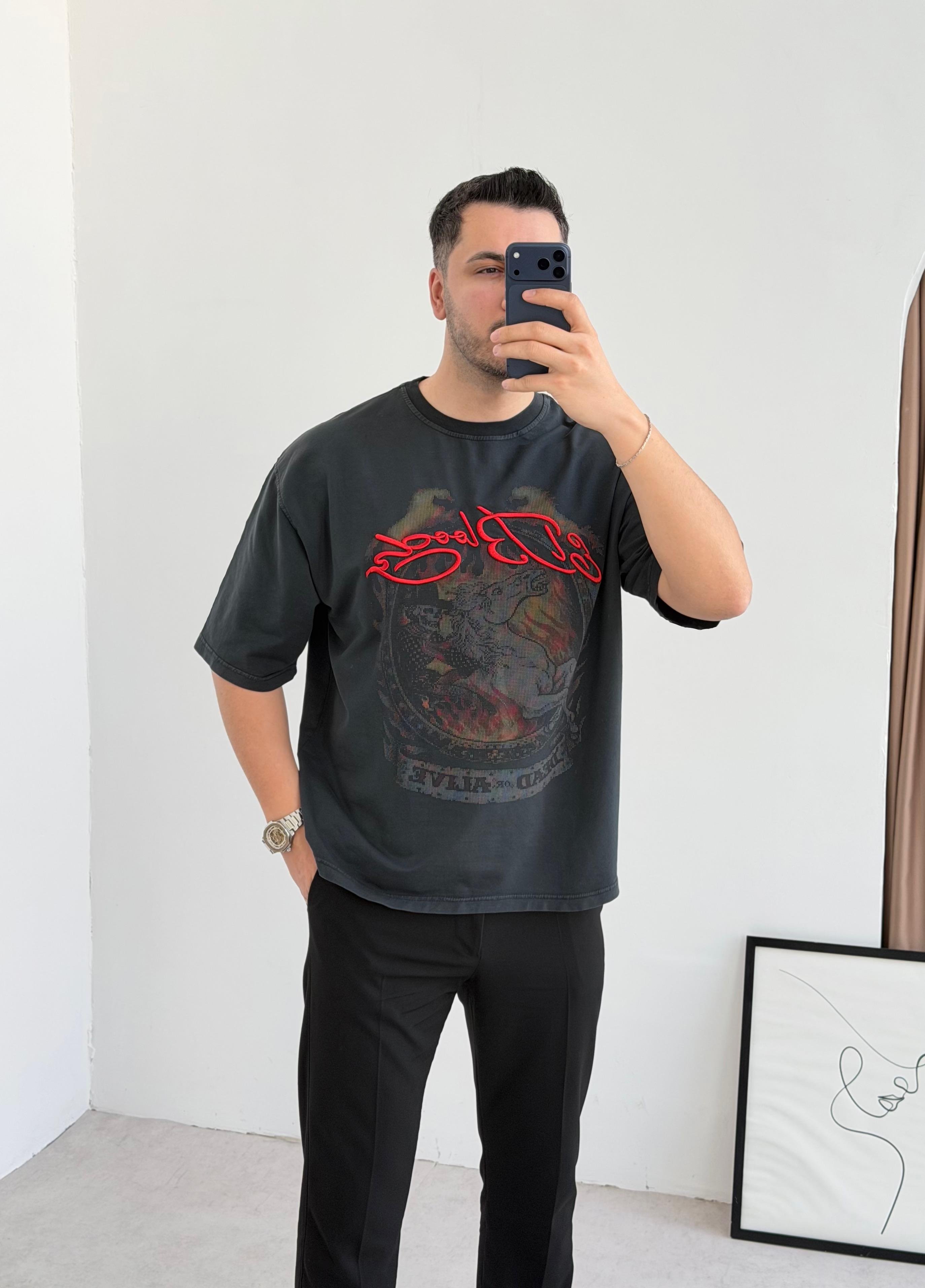 Block Nakışlı Yıkamalı Oversize Antrasit Tişört
