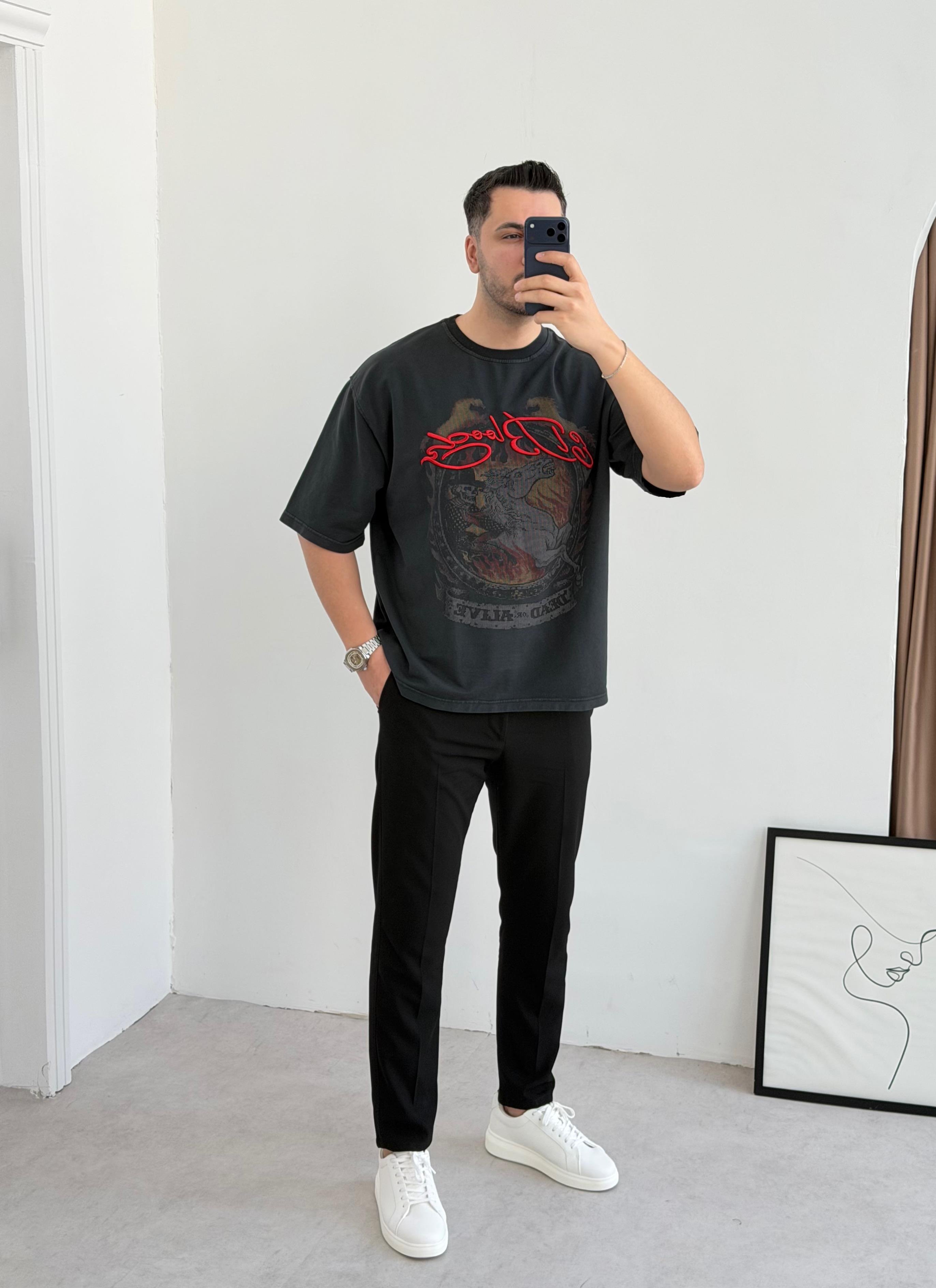 Block Nakışlı Yıkamalı Oversize Antrasit Tişört