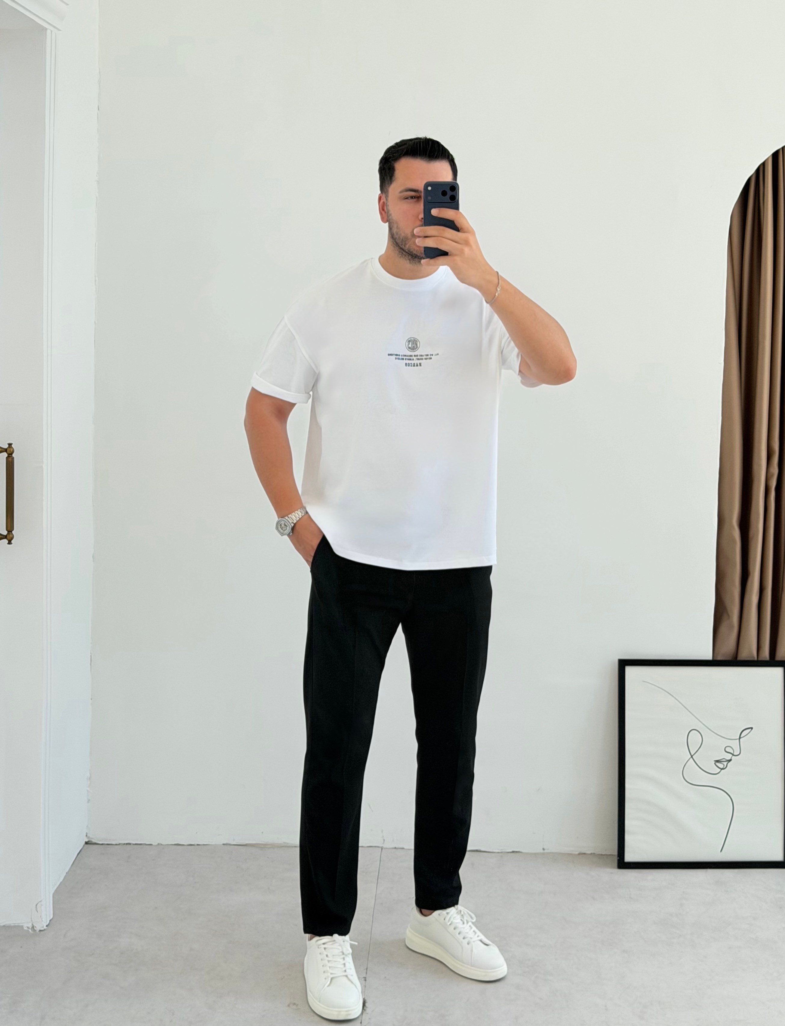 Bol Kalıp Beyaz Pamuk Tişört