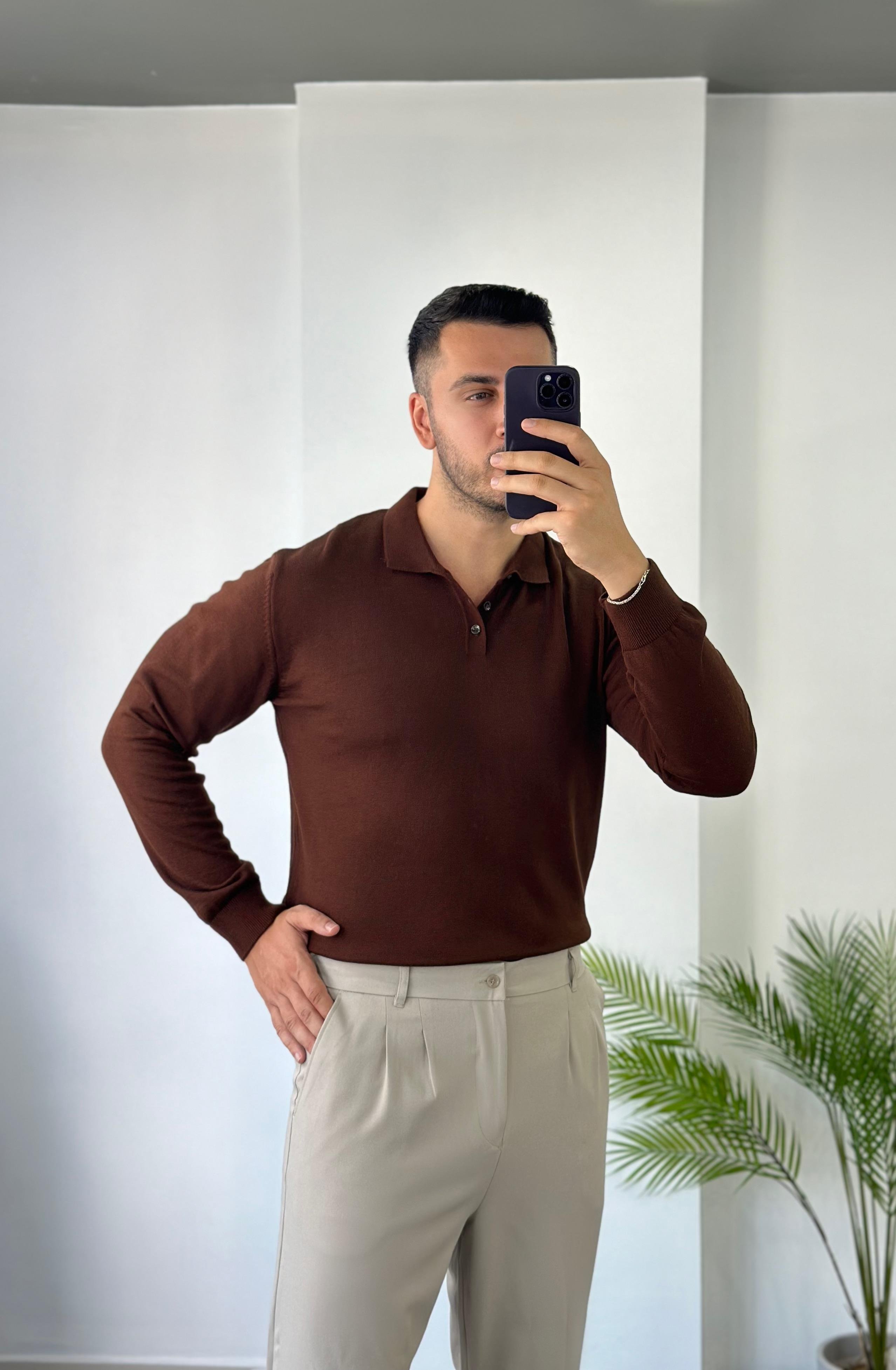 Düğmeli Kahve Triko Kazak