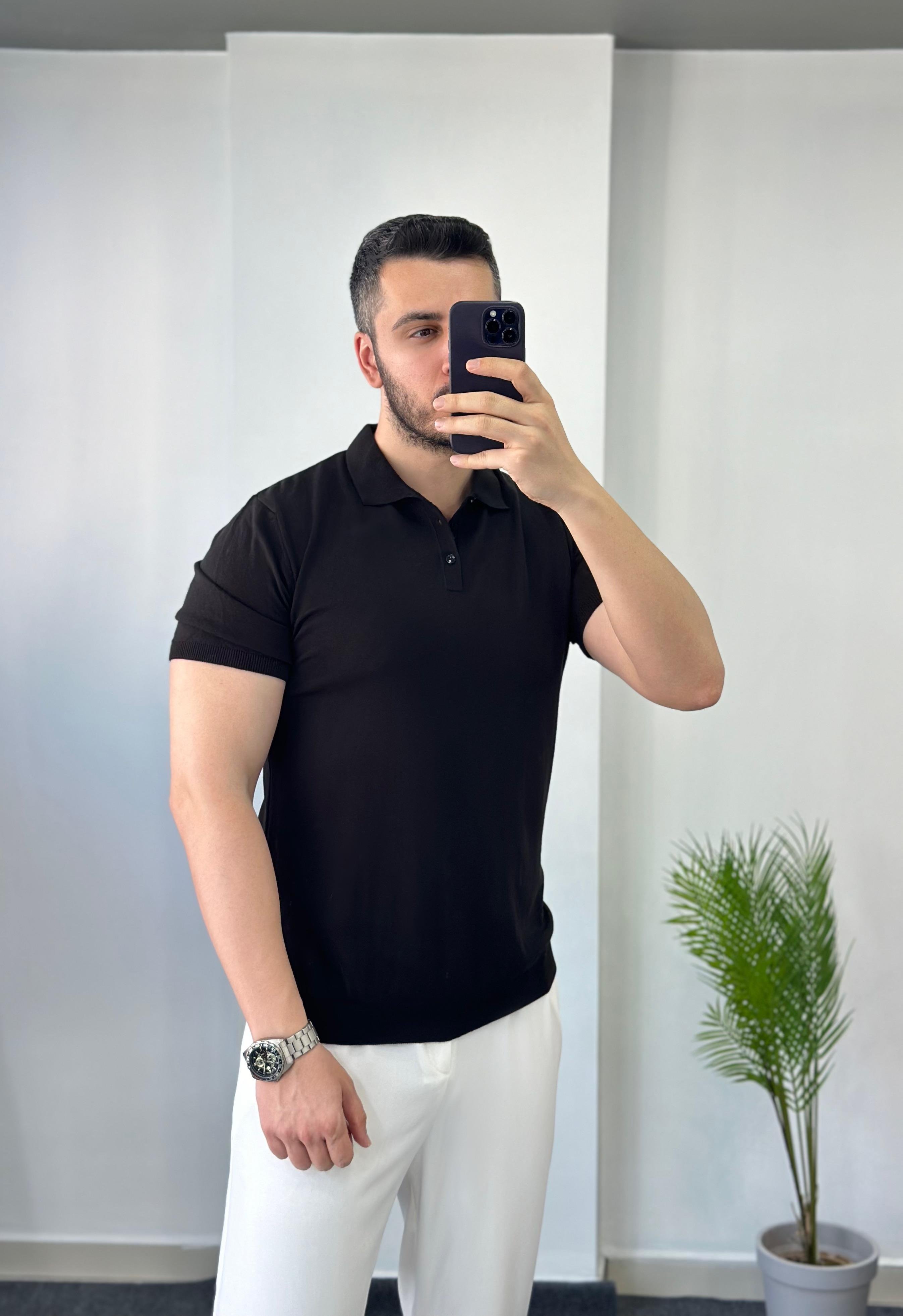 Düğmeli Siyah Triko Tişört 