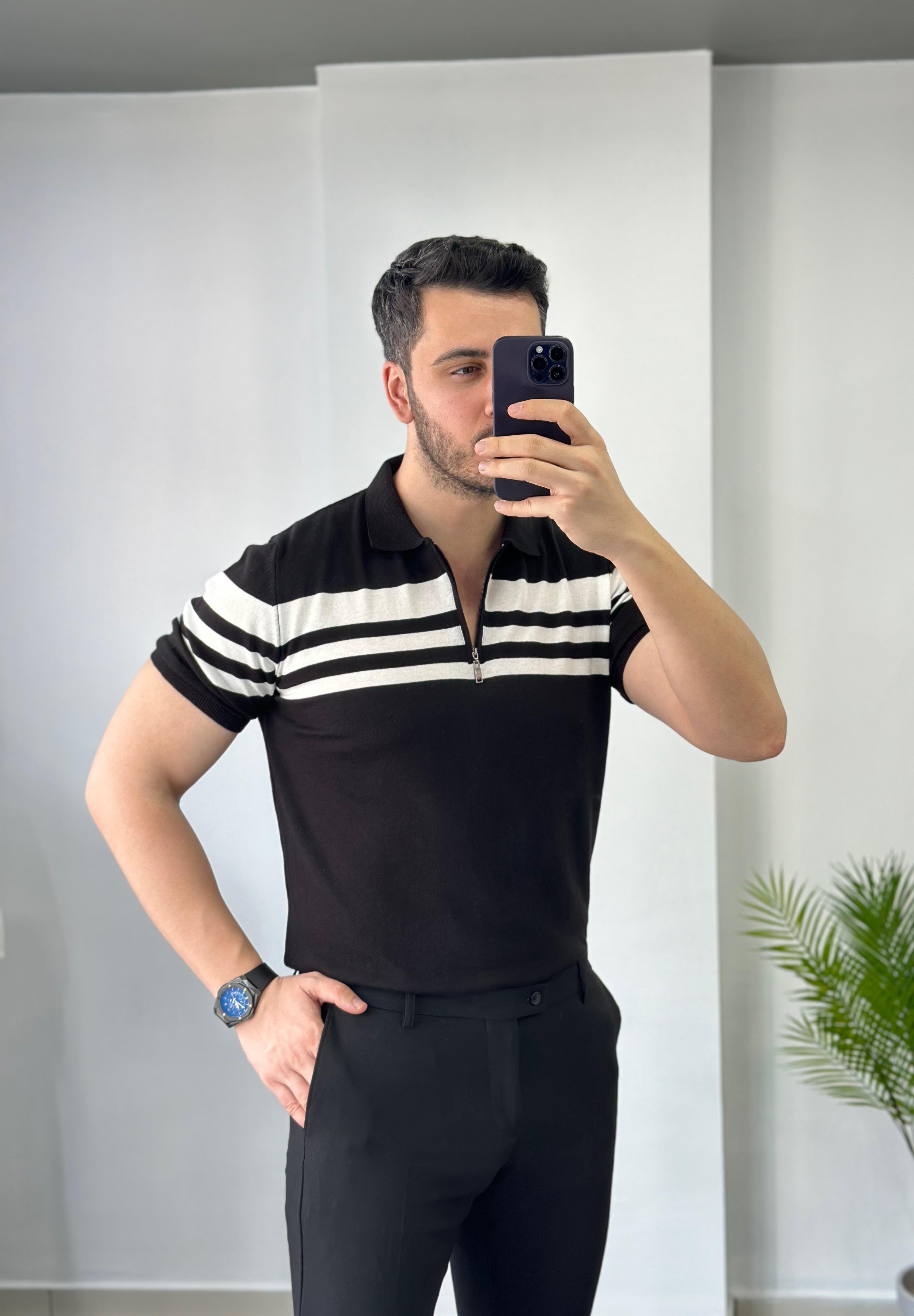 Fermuarlı Göğüs Çizgili Siyah Triko Tişört 