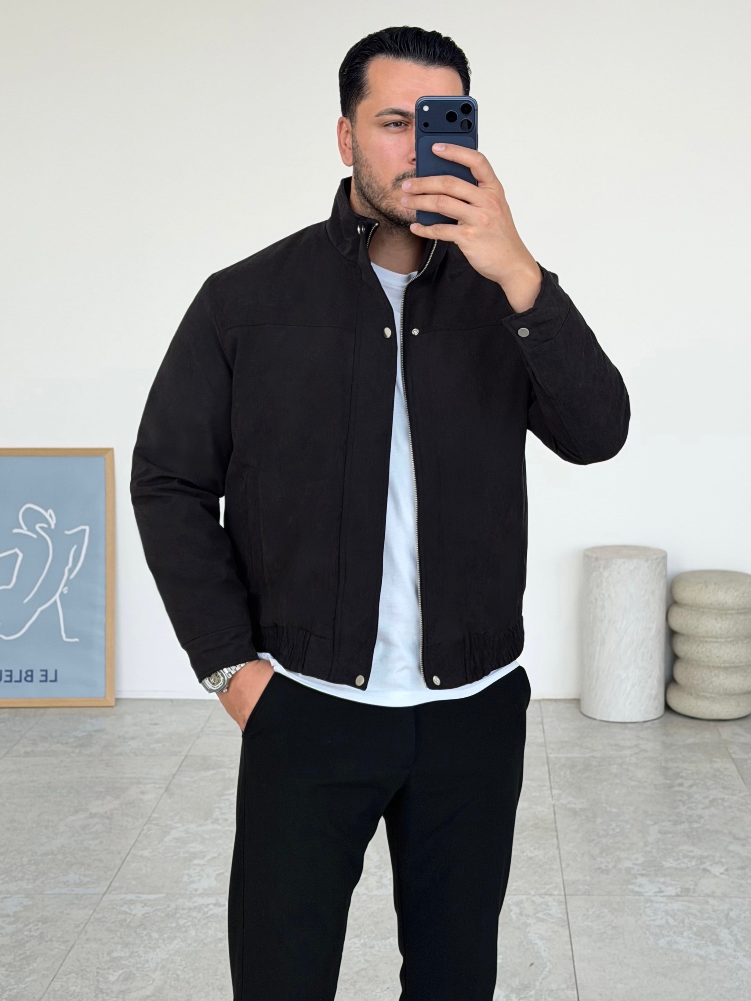 Lokal Siyah Fermuarlı Ceket