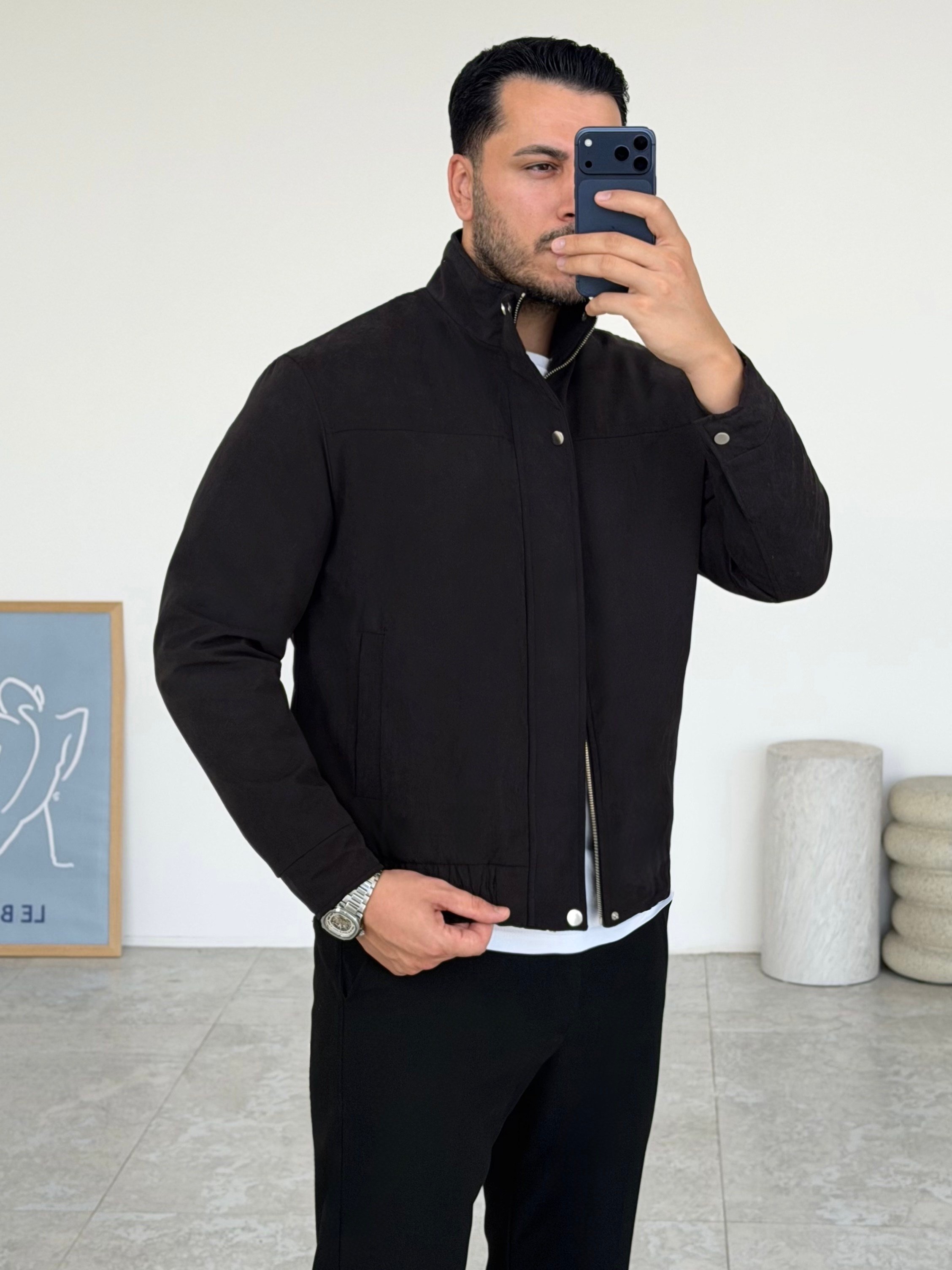 Lokal Siyah Fermuarlı Ceket