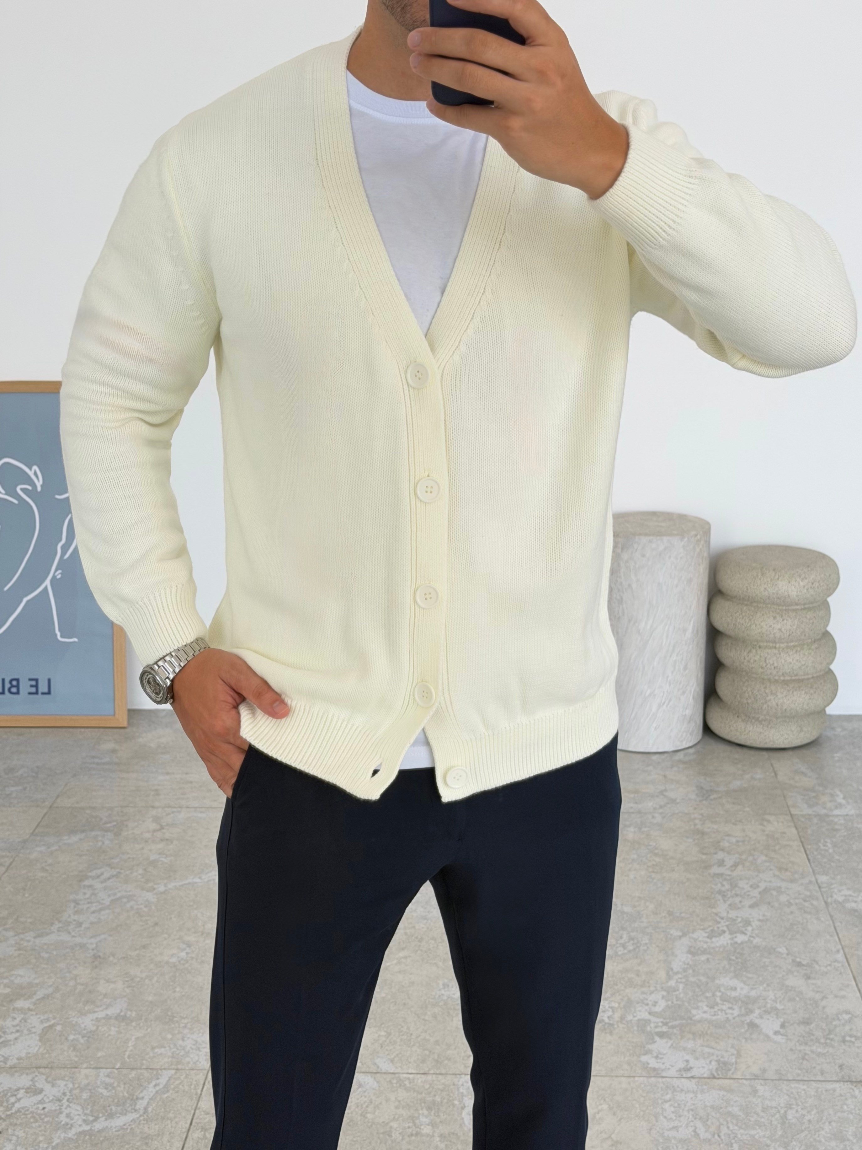 Lorenzo Beyaz Düğmeli Hırka