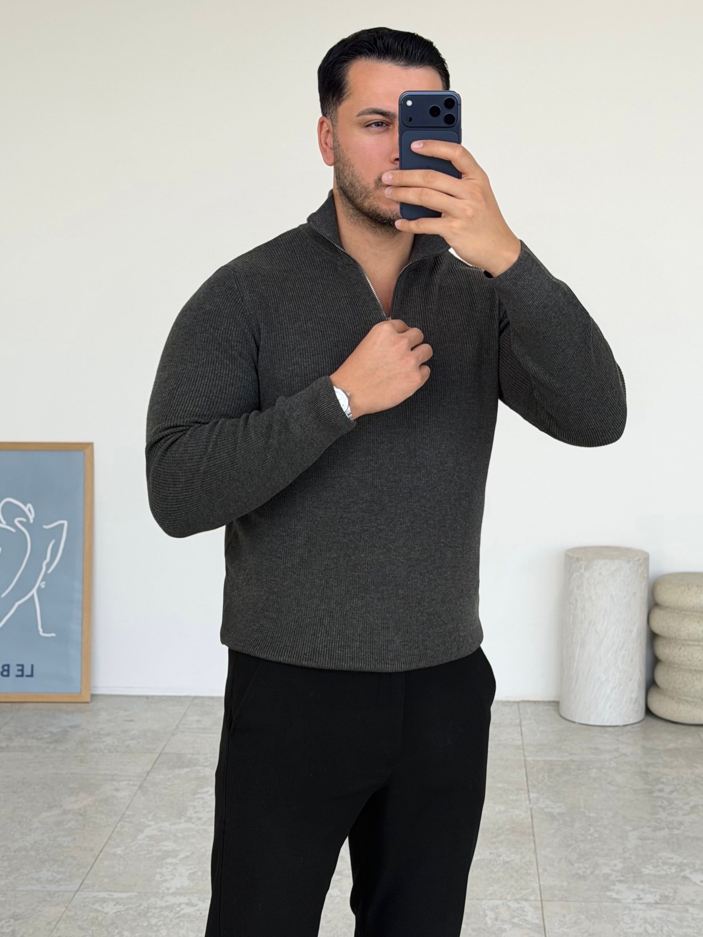 Modern Fit Dik Yaka Antrasit Kazak