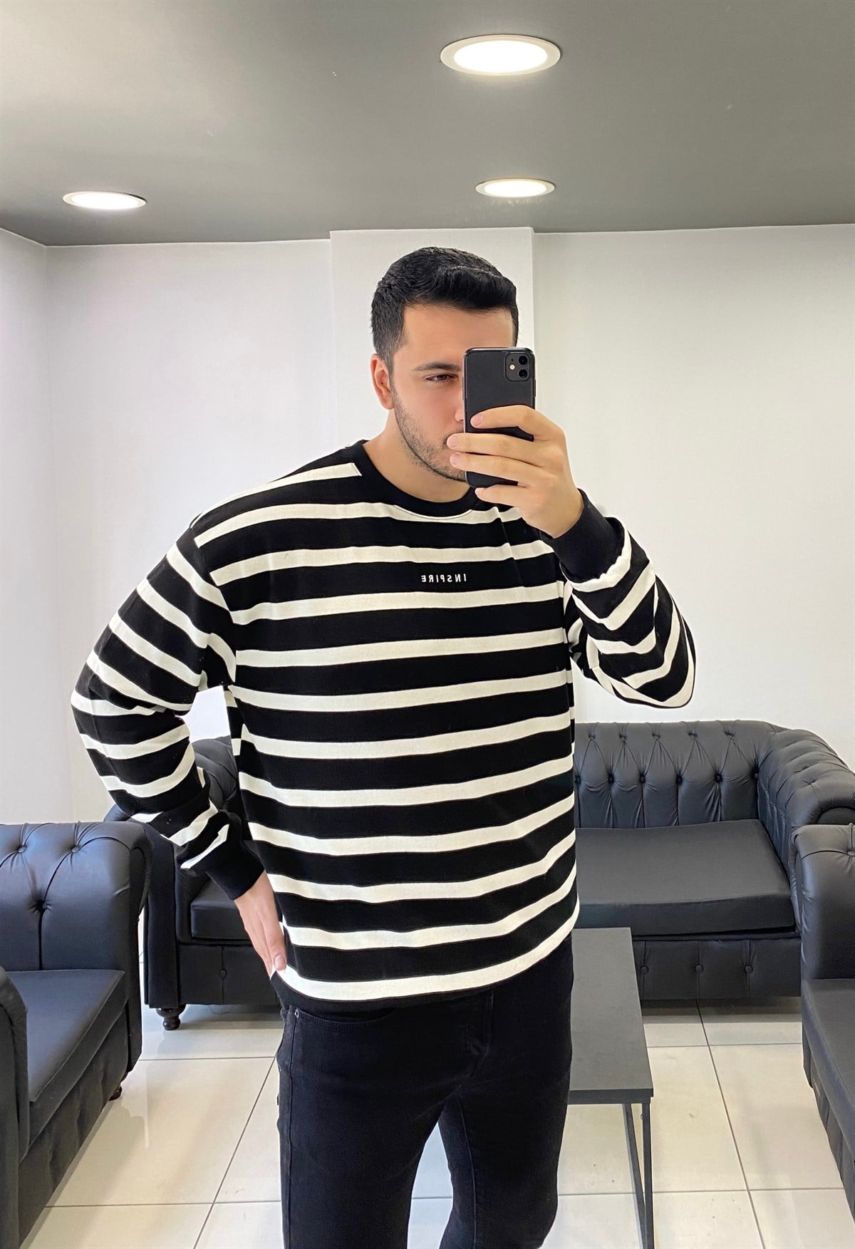 Nakış Detay Çizgili Oversize Triko