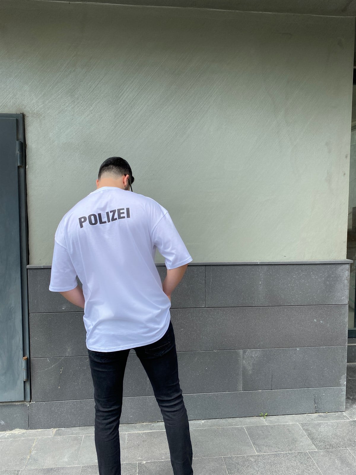 Polızeı Beyaz Oversize Tshirt 
