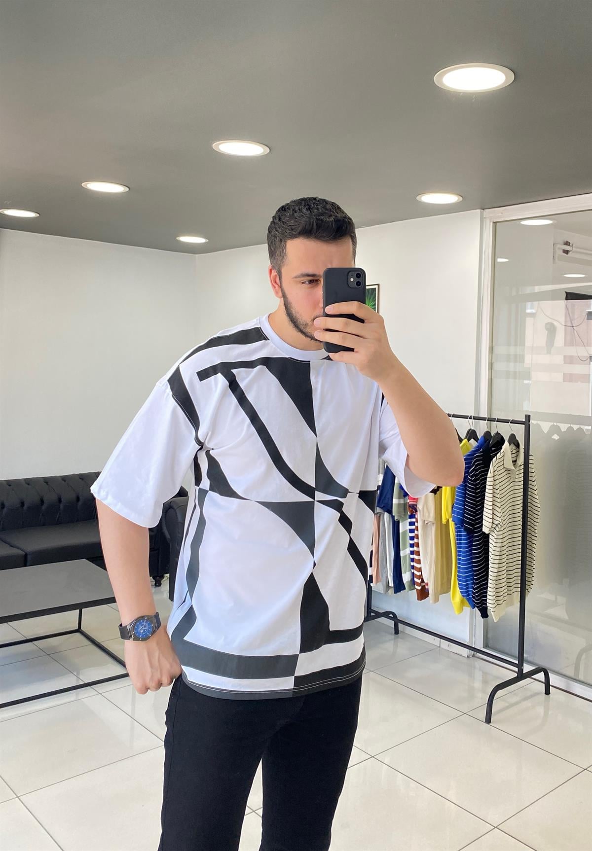 Siyah Desen Oversize Beyaz Tişört 