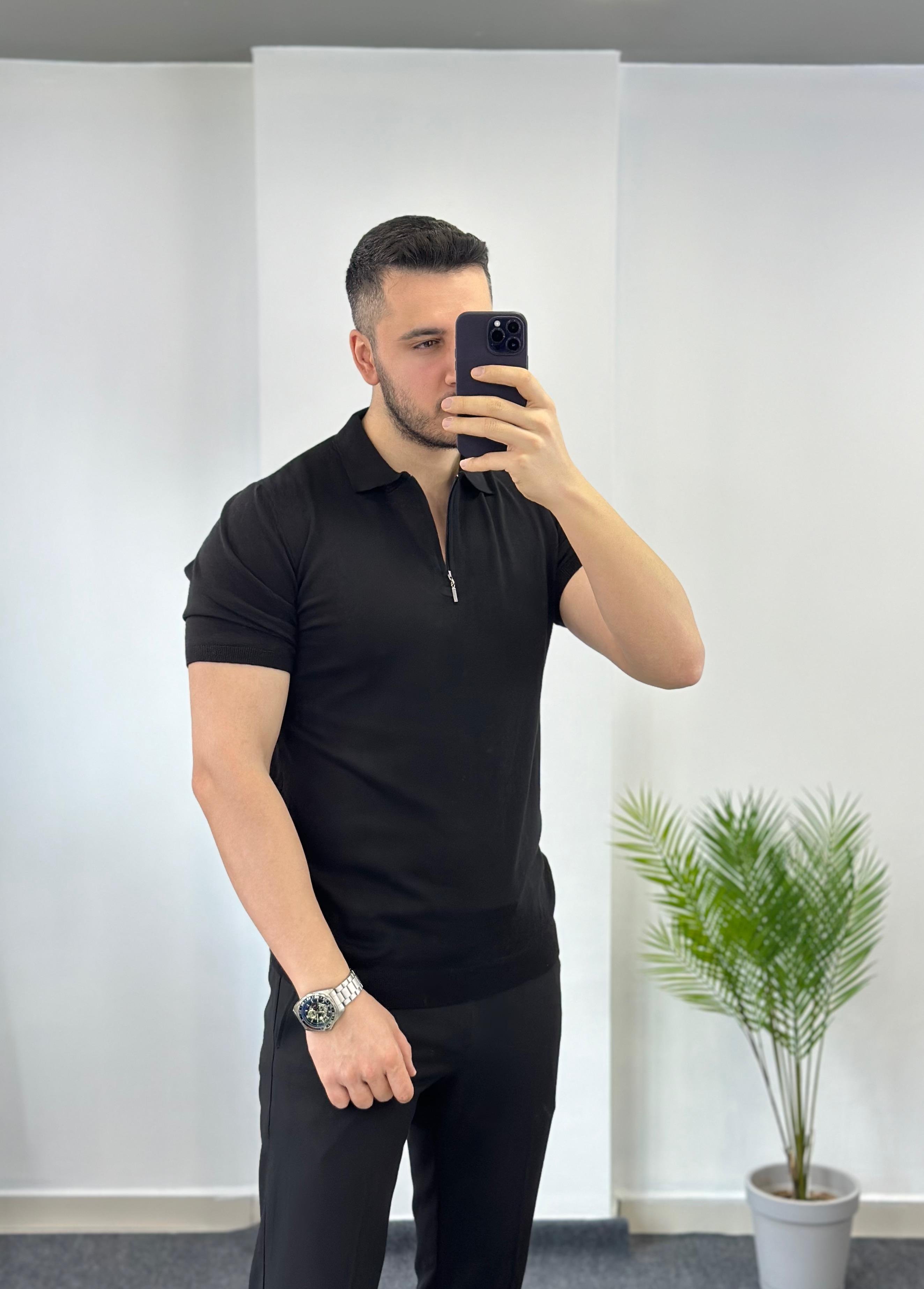Siyah Fermuarlı Triko Tişört