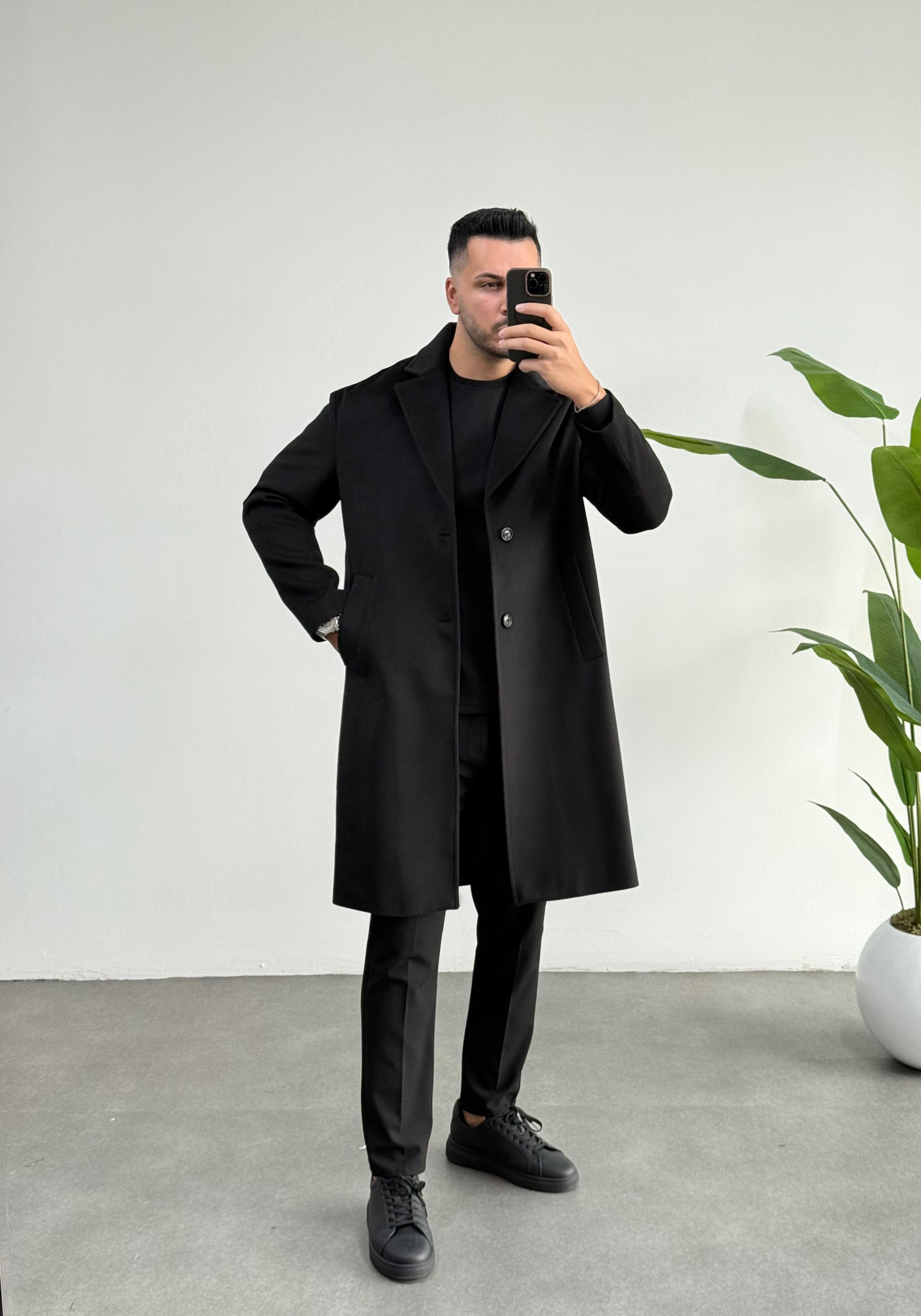 Siyah Kaşe Kaban