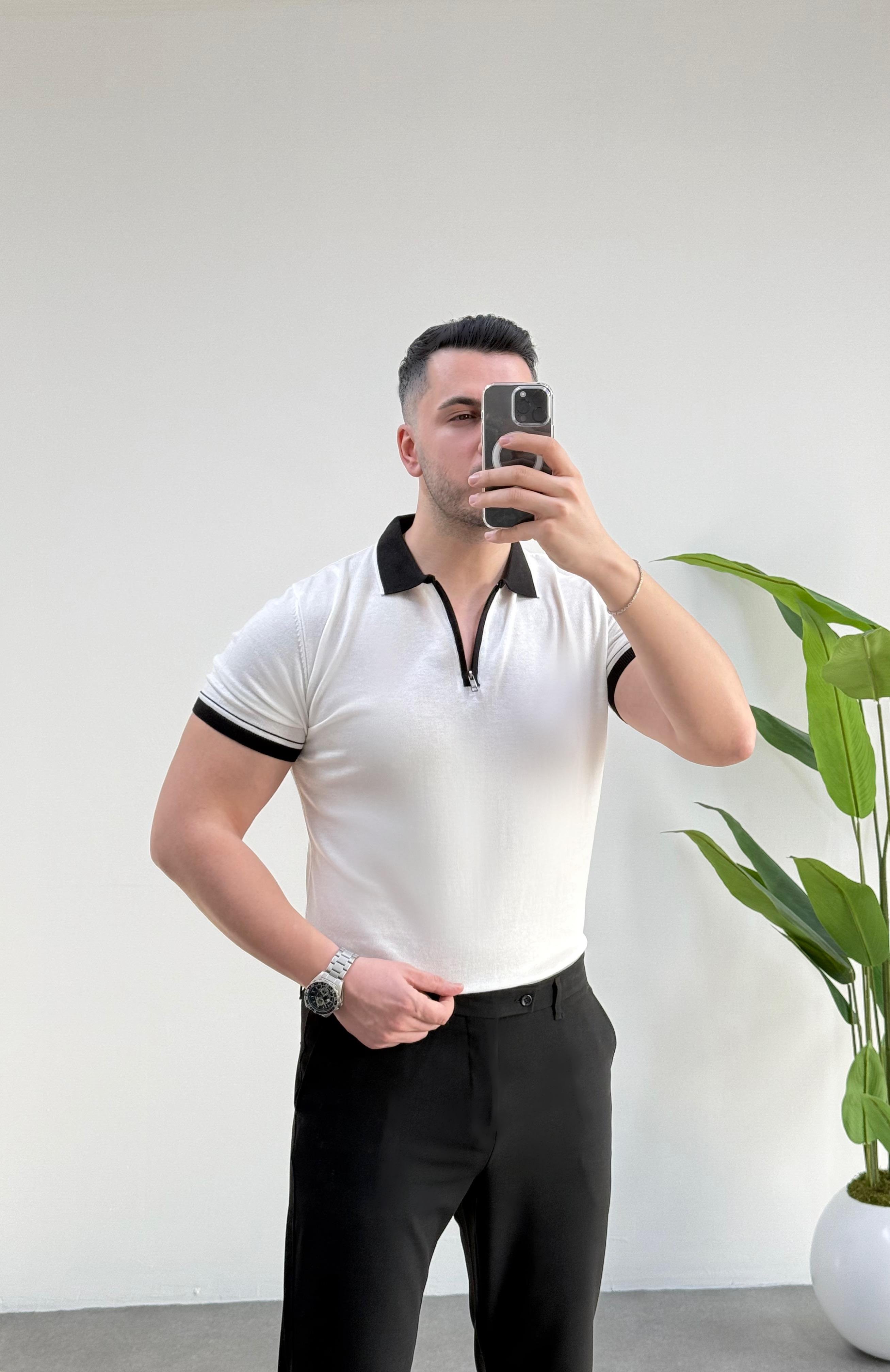 Siyah Yaka Beyaz Fermuarlı Örme Tişört 