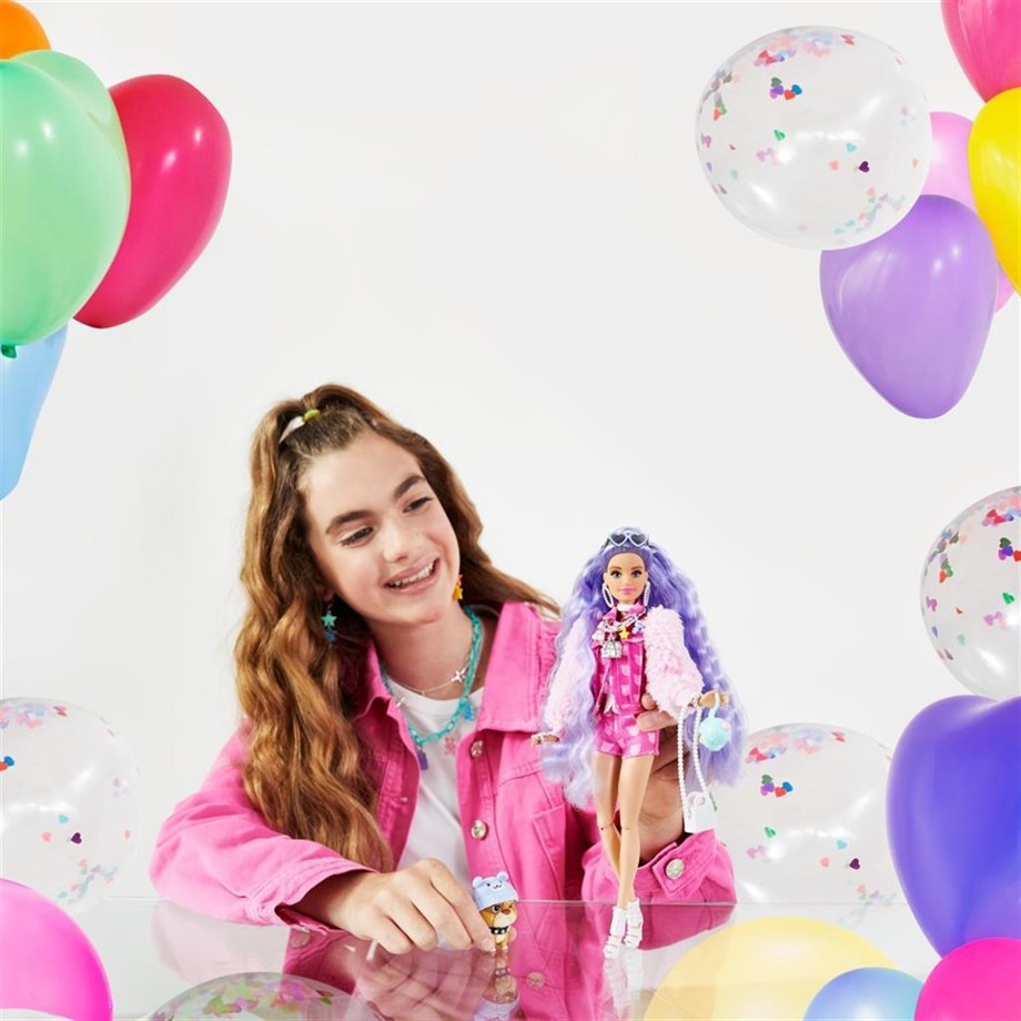 Mattel Barbie Extra Mor Saçlı Bebek