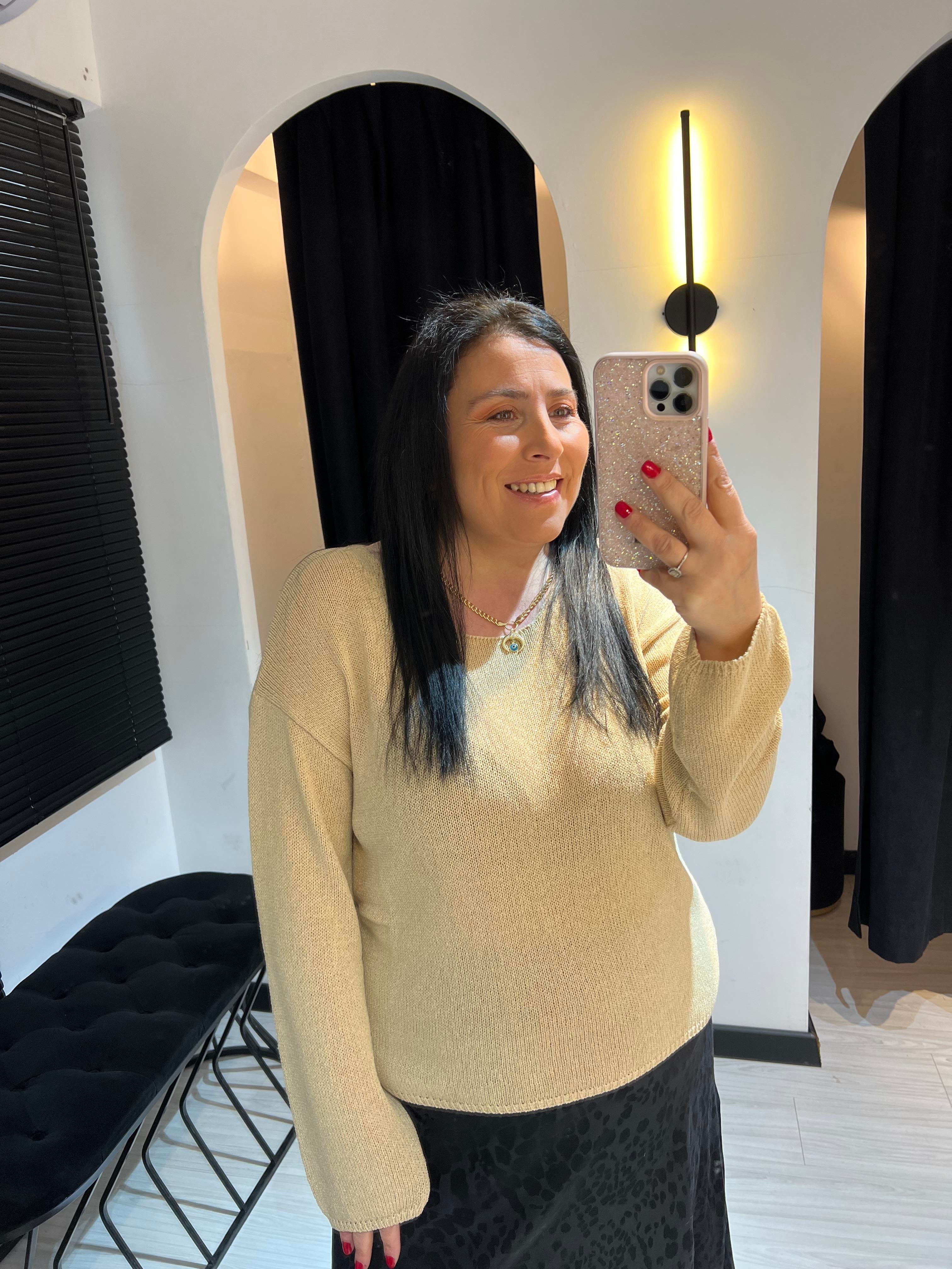 Dlvn Oval Yaka Triko -Bej