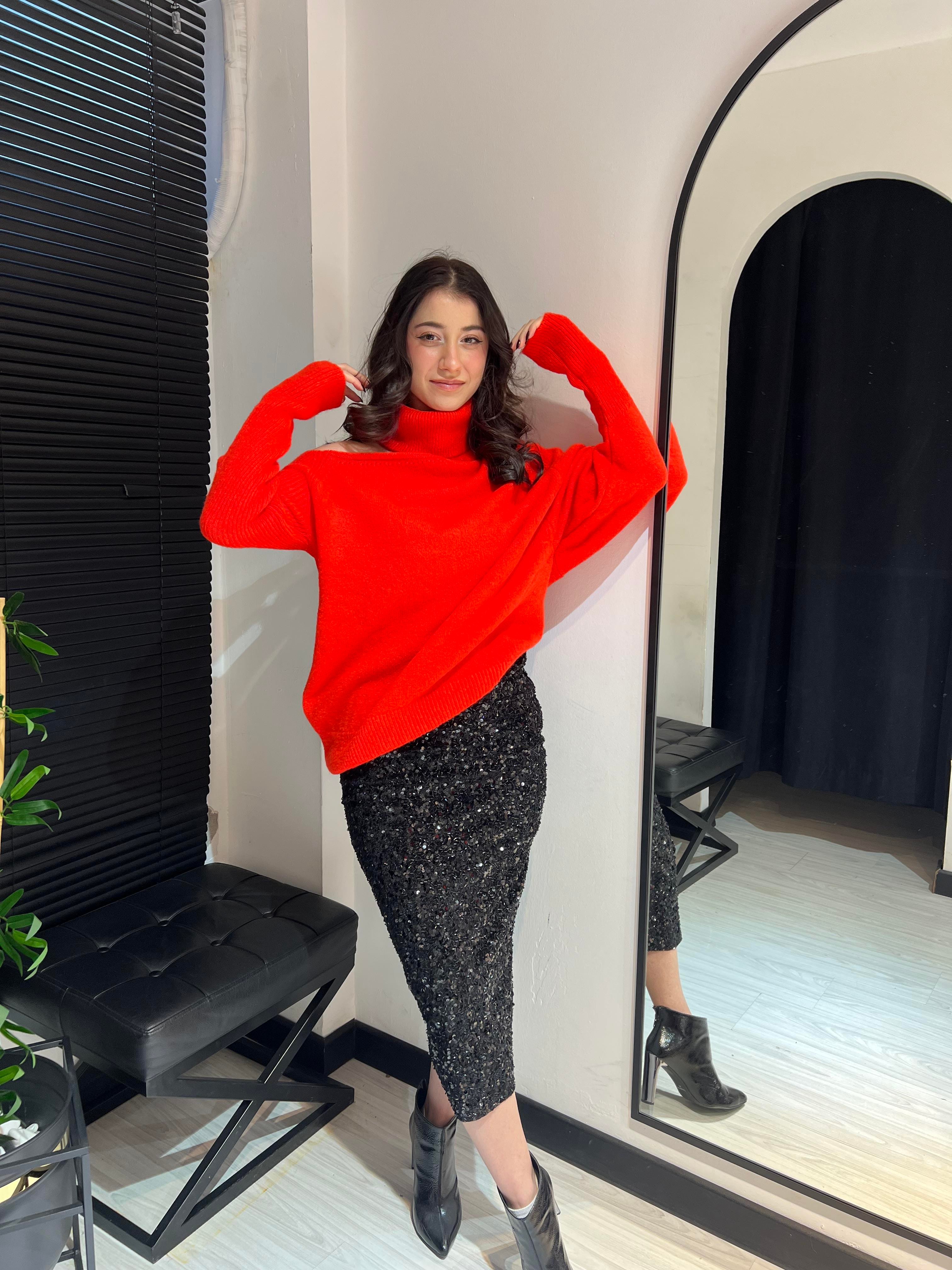 S.Boğazlı Omuz Detaylı Kazak-Kırmızı