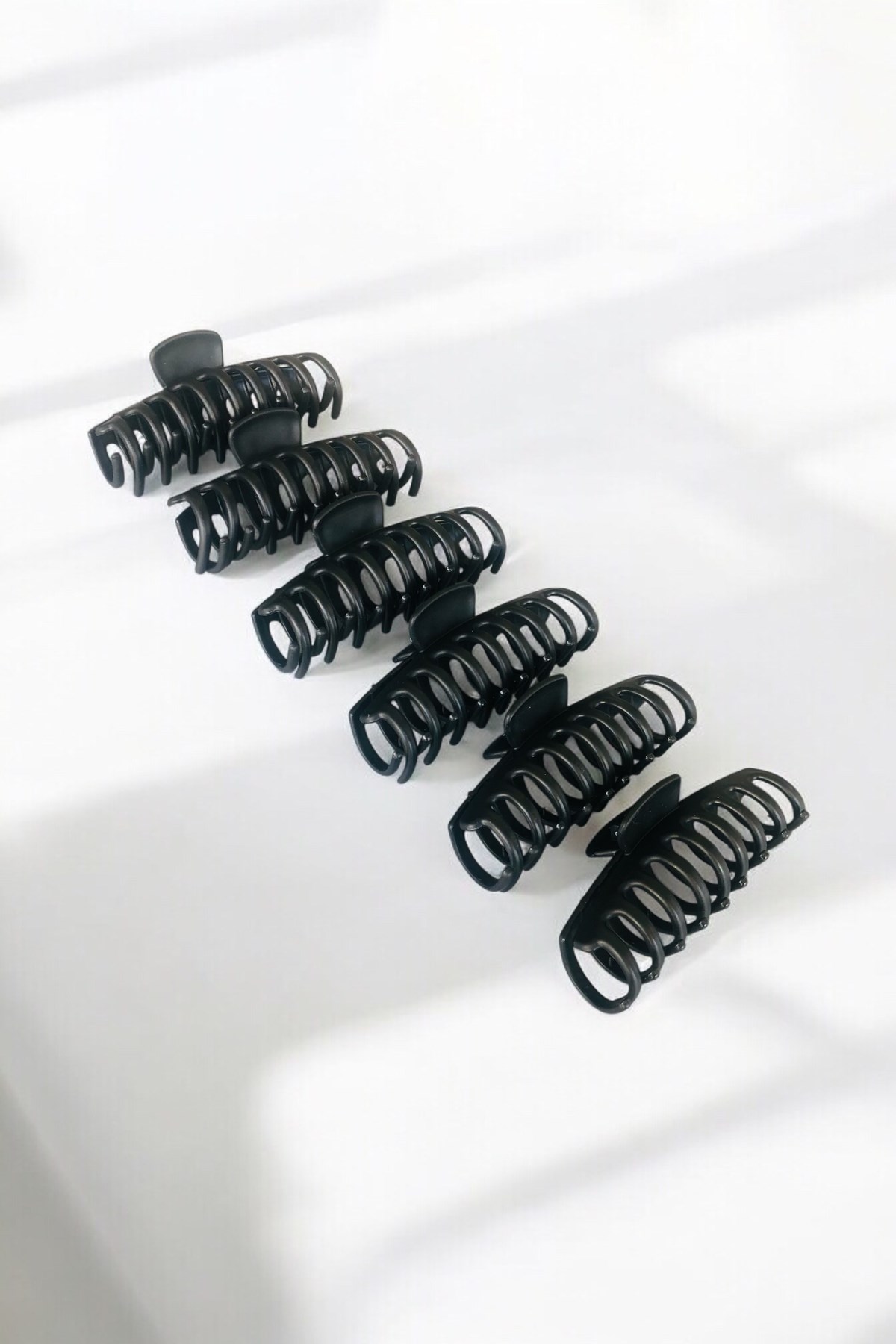11 cm Büyük Boy Tırpan Model Renkli Kadın Saç Tokası | 6’lı Set – Güçlü Tutuculuk – Mat Yüzey