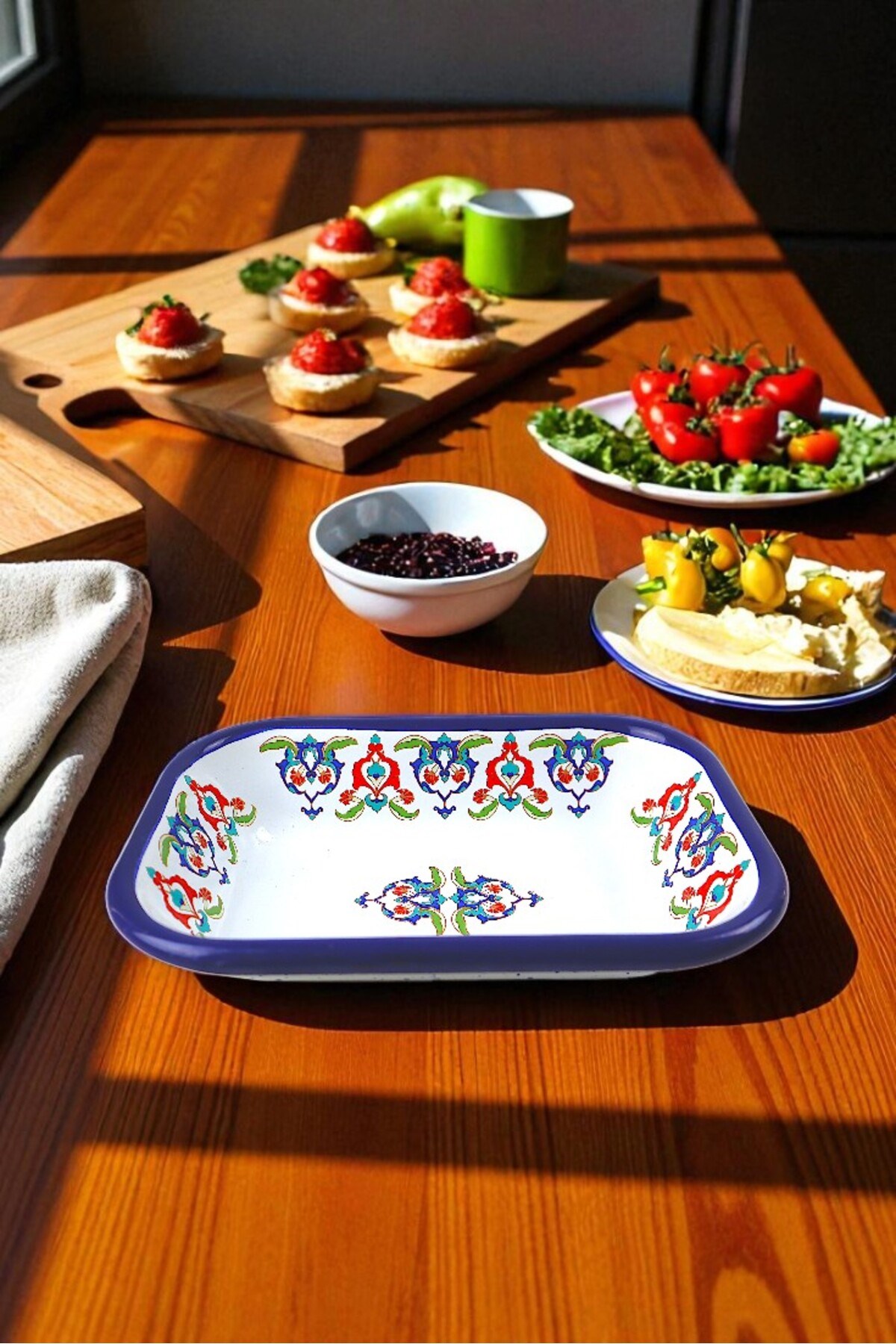 13 No Emaye Dörtgen Tabak Meze Kahvaltılık Kamp Piknik