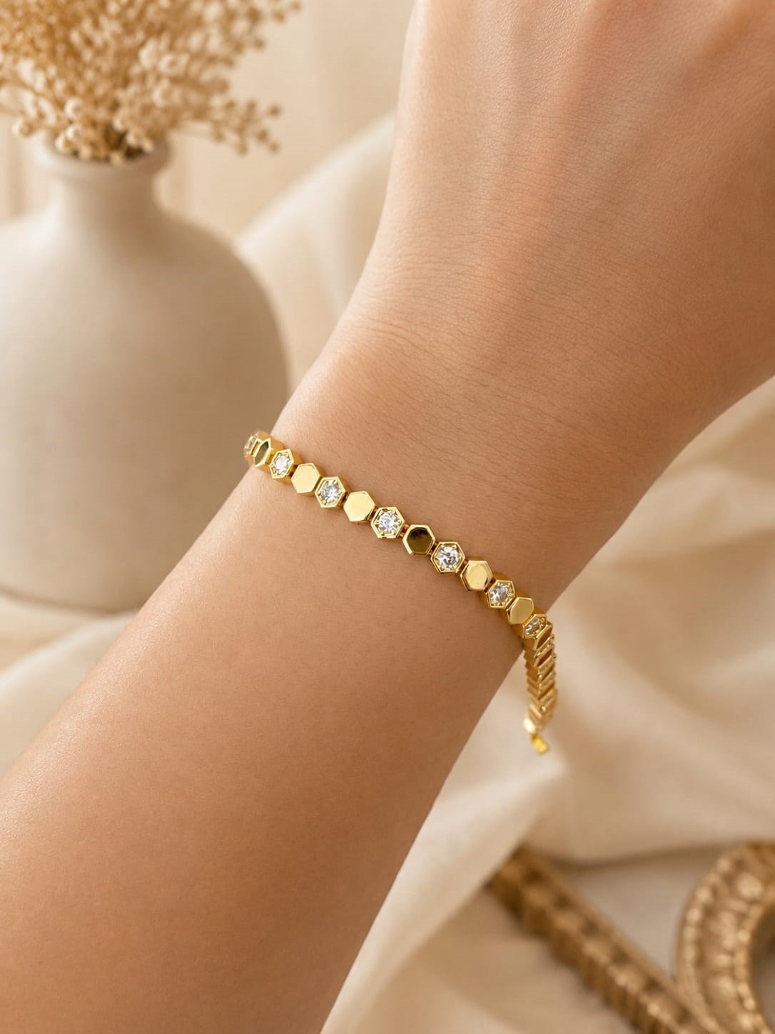 14K Özel Seri Taşlı Petek Bileklik