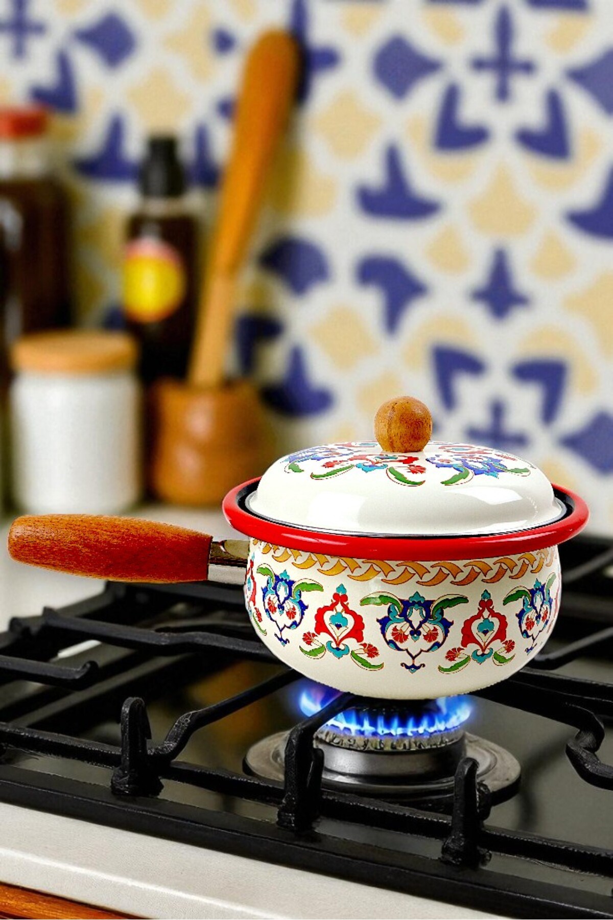 20 No 1.7L Emaye Tencere Kapaklı, Servis, Yemek Kamp, Piknik, Çeyiz