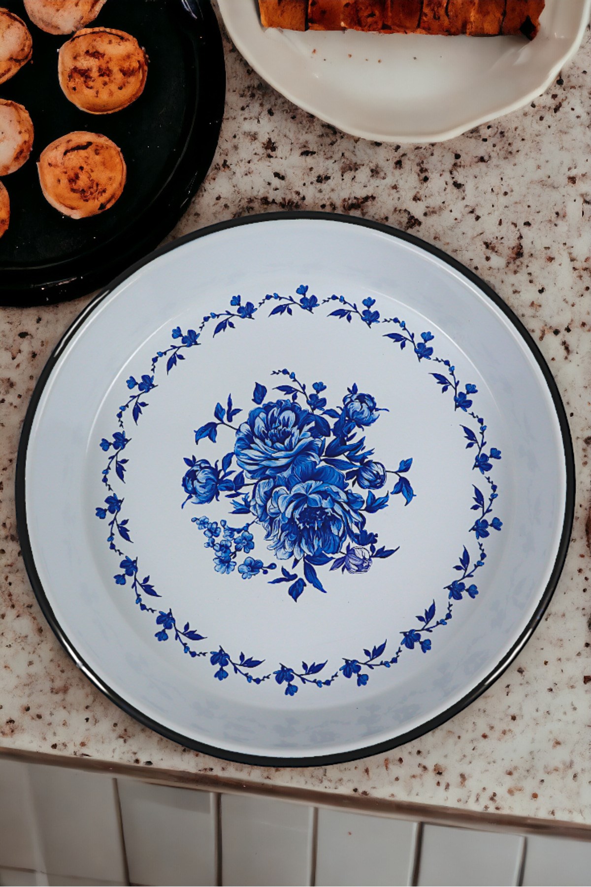30 No Emaye Fırın Tepsi Yuvarlak Tepsi 30 Cm