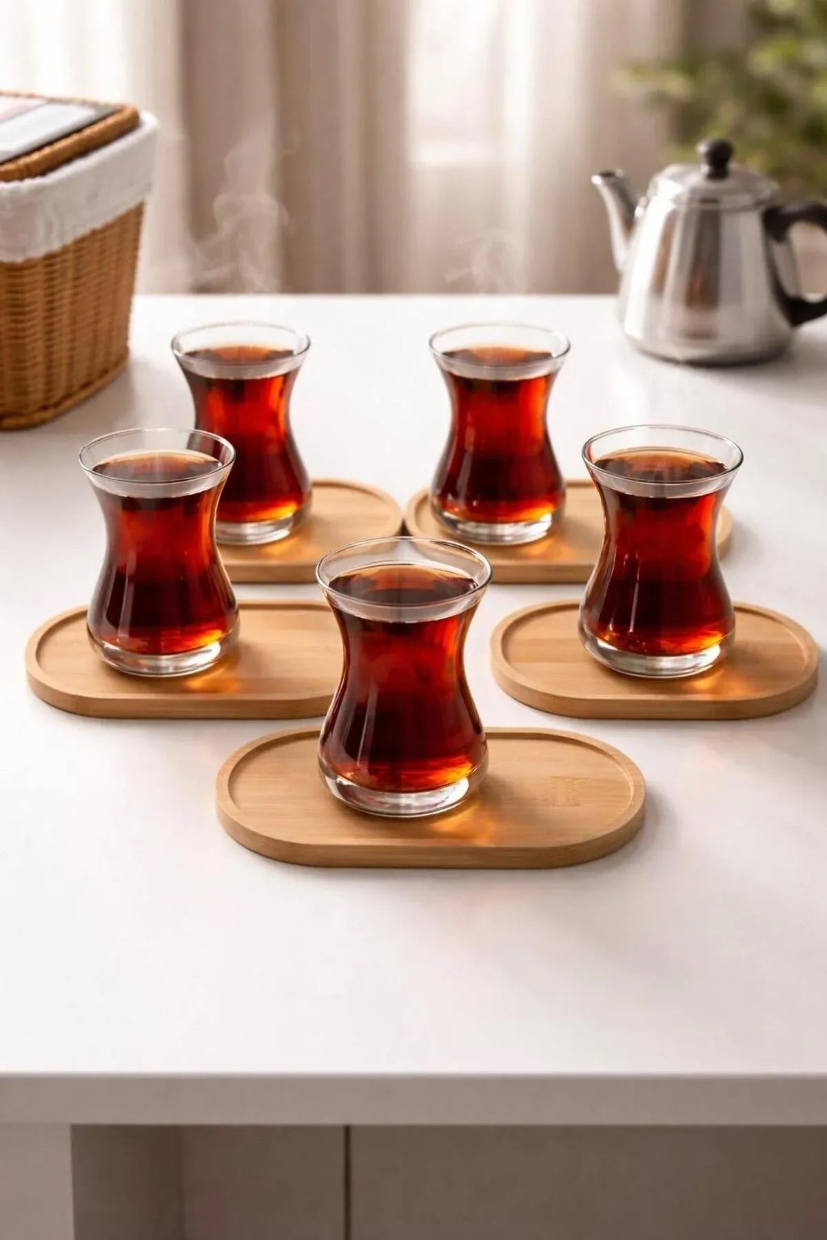 6'lı Cam İnce Belli Çay Bardağı ve Bambu Altlık Seti