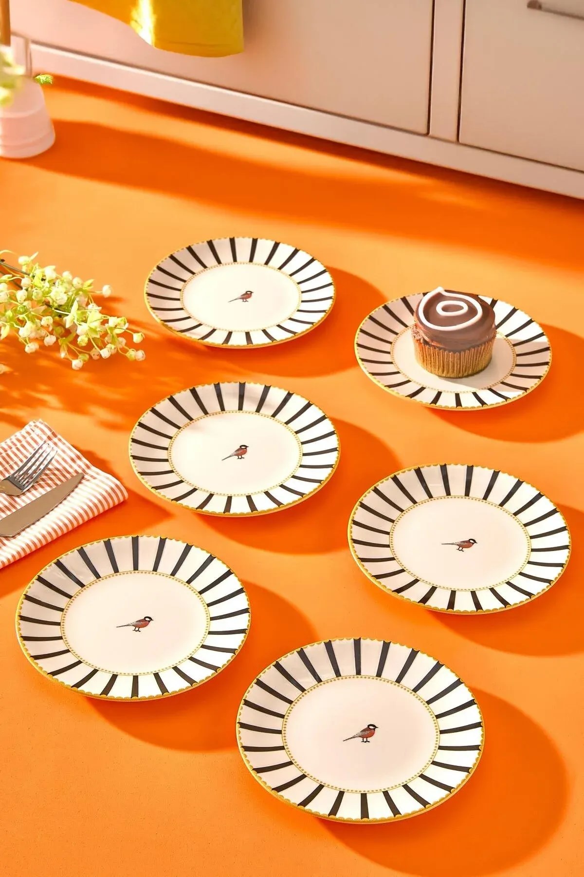 6'lı Kuş Desenli Pasta Tabağı Seti 17 cm – Lüks Çizgili Seramik