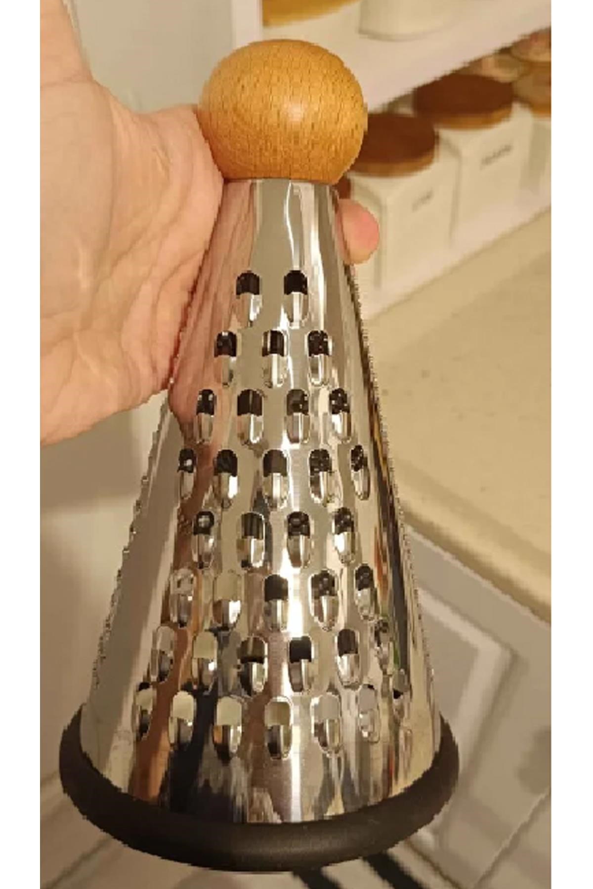 Ahşap Saplı ( tutamaçlı ) Paslanmaz Çelik Silikon Tabanlı Lüks El Rendesi - Konik/Huni Şekillinde Top Kapak Rende