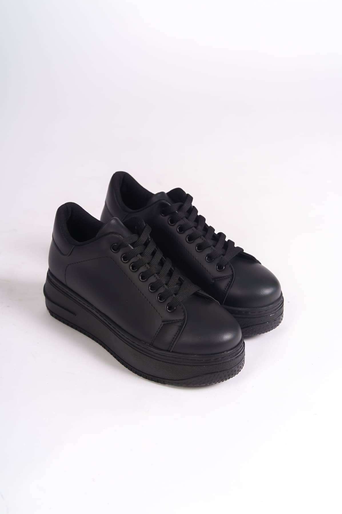 BIANA Bağcıklı Ortopedik Taban Kadın Sneaker Spor Ayakkabı CST - Siyah