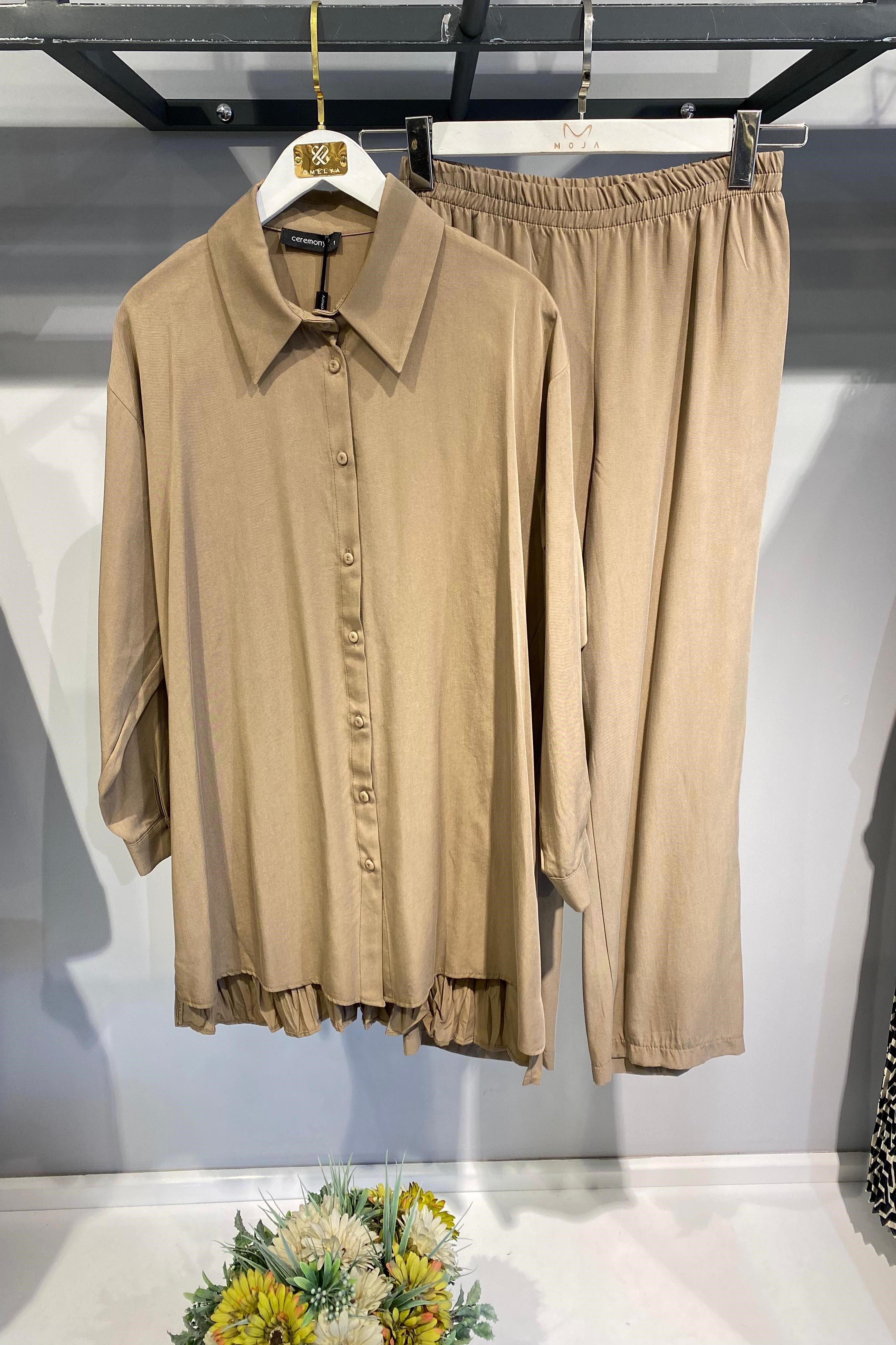 CEREMONY GÖMLEĞİNİN ARKASI KRAŞLI TENCEL PANTOLON TAKIM
