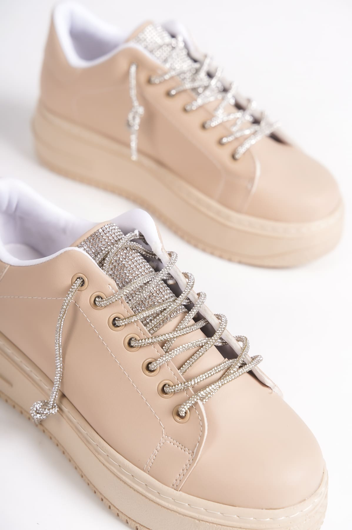 DELLA Bağcıklı Ortopedik Taban Taşlı Kadın Sneaker Spor Ayakkabı CTT - Ten