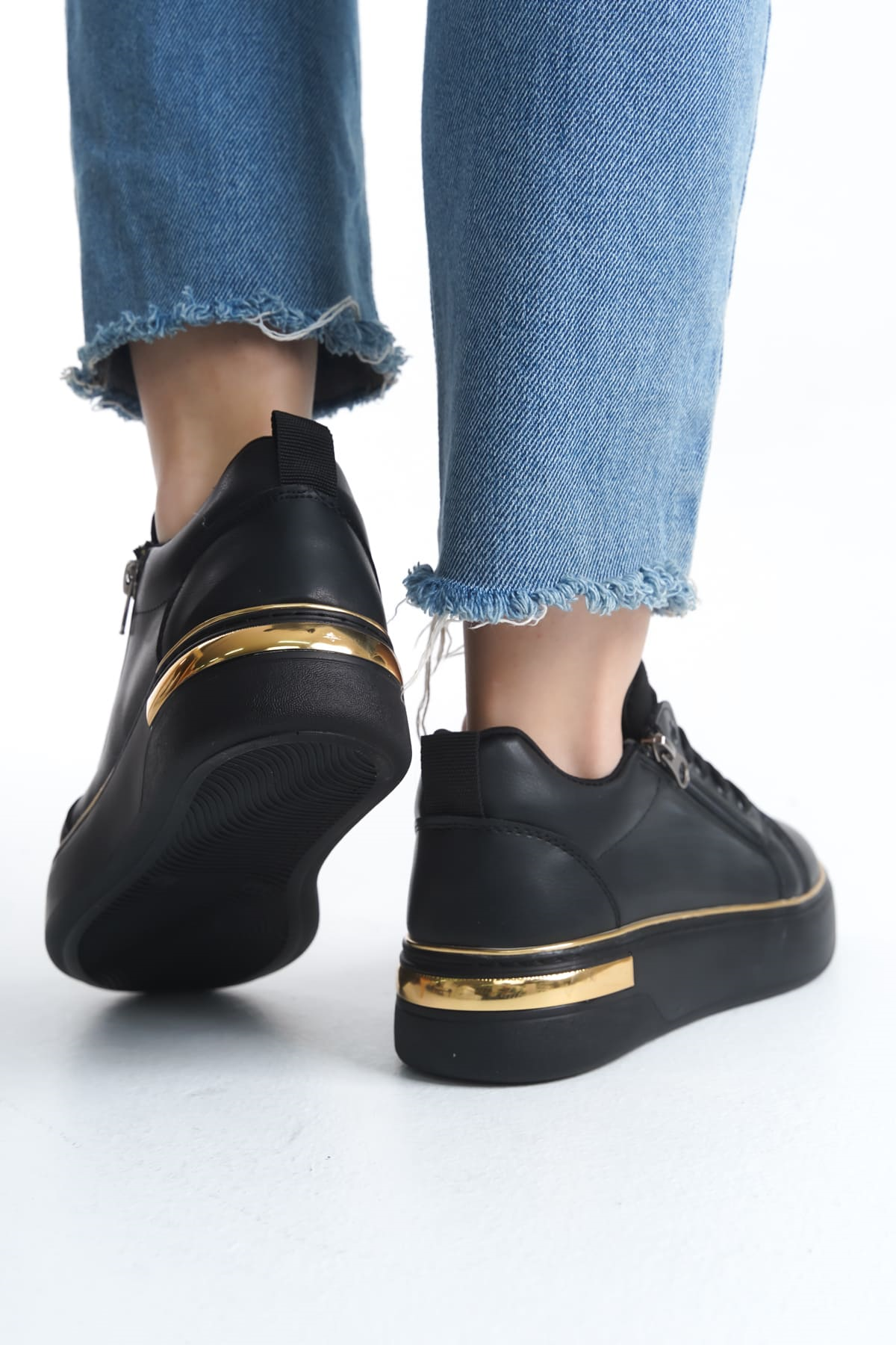 DINA Bağcıklı Fermuarlı Ortopedik Taban Kadın Sneaker Spor Ayakkabı  CST - Siyah/Altın