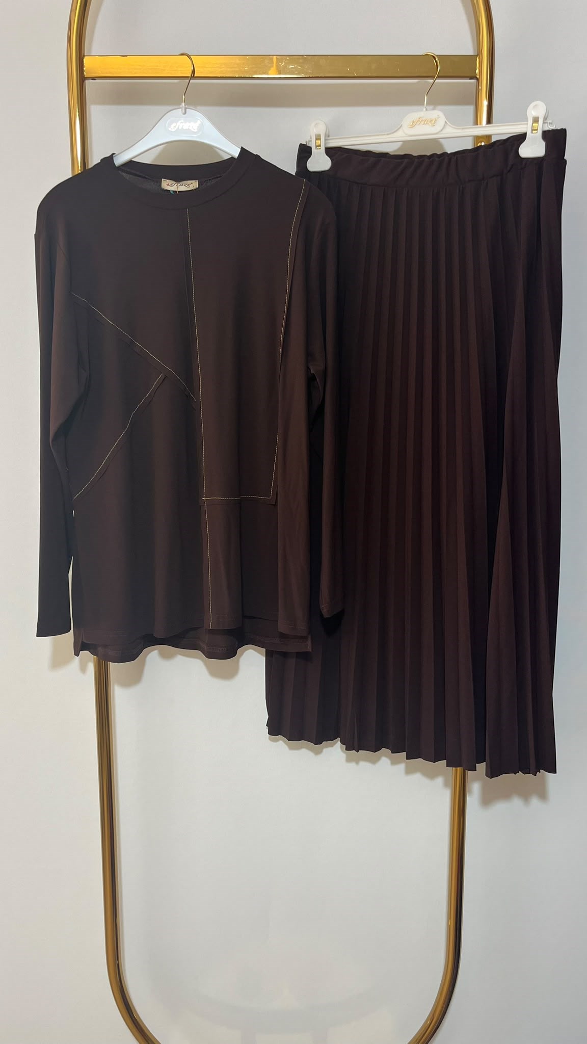 EFRAZE Önü Puntolu Platin Takım