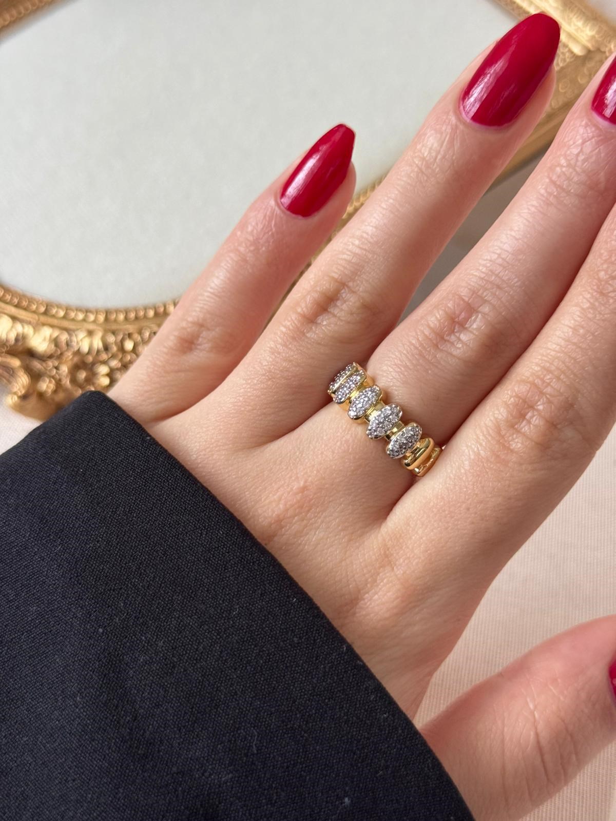 ELENA Oval Zirkon Taşlı Gold Yüzük