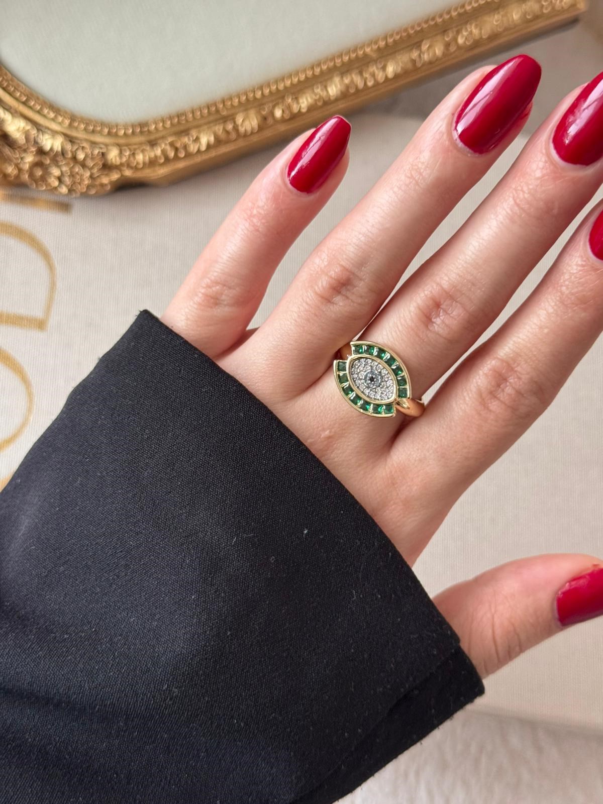 Emerald Eye Gold Yüzük
