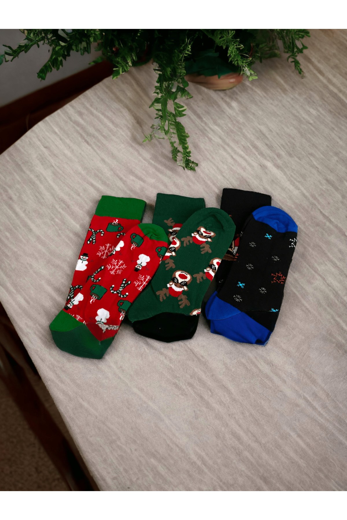 Erkek Yeni Yıl Yılbaşı Temalı 3 Çift Soket Çorap Seti