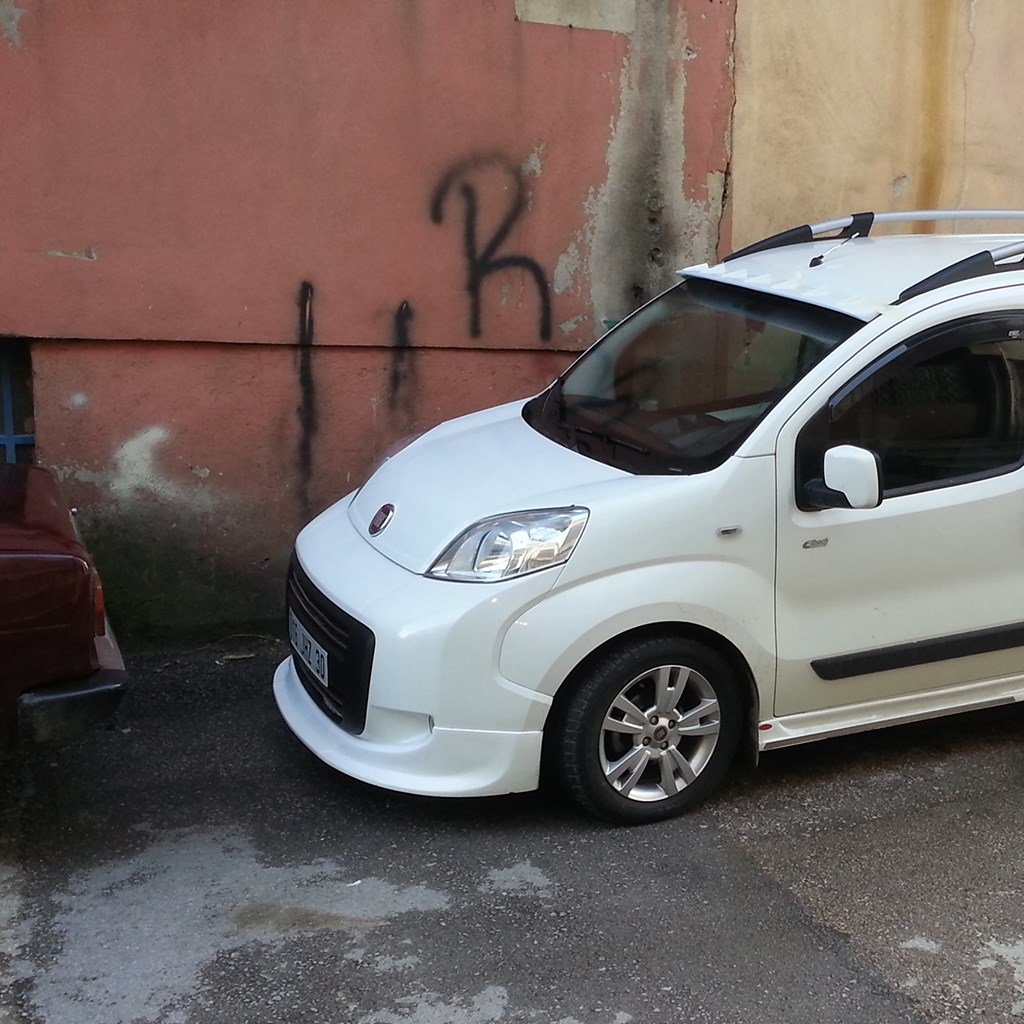 Fiat Fiorino Emotion Ön Karlık 2011-2015 Yılı ve Arasına Uyumludur