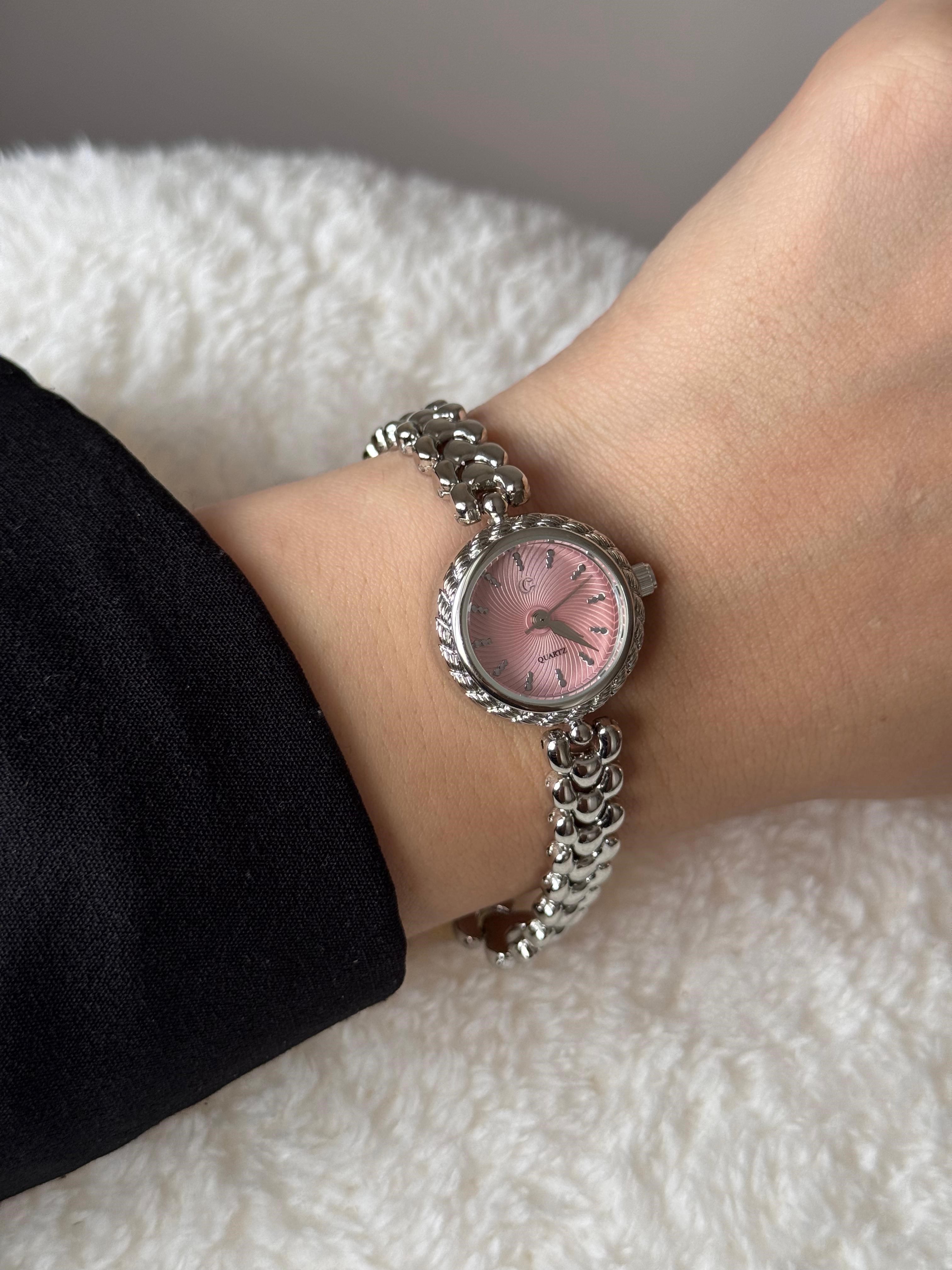 Floras Minimal Saat