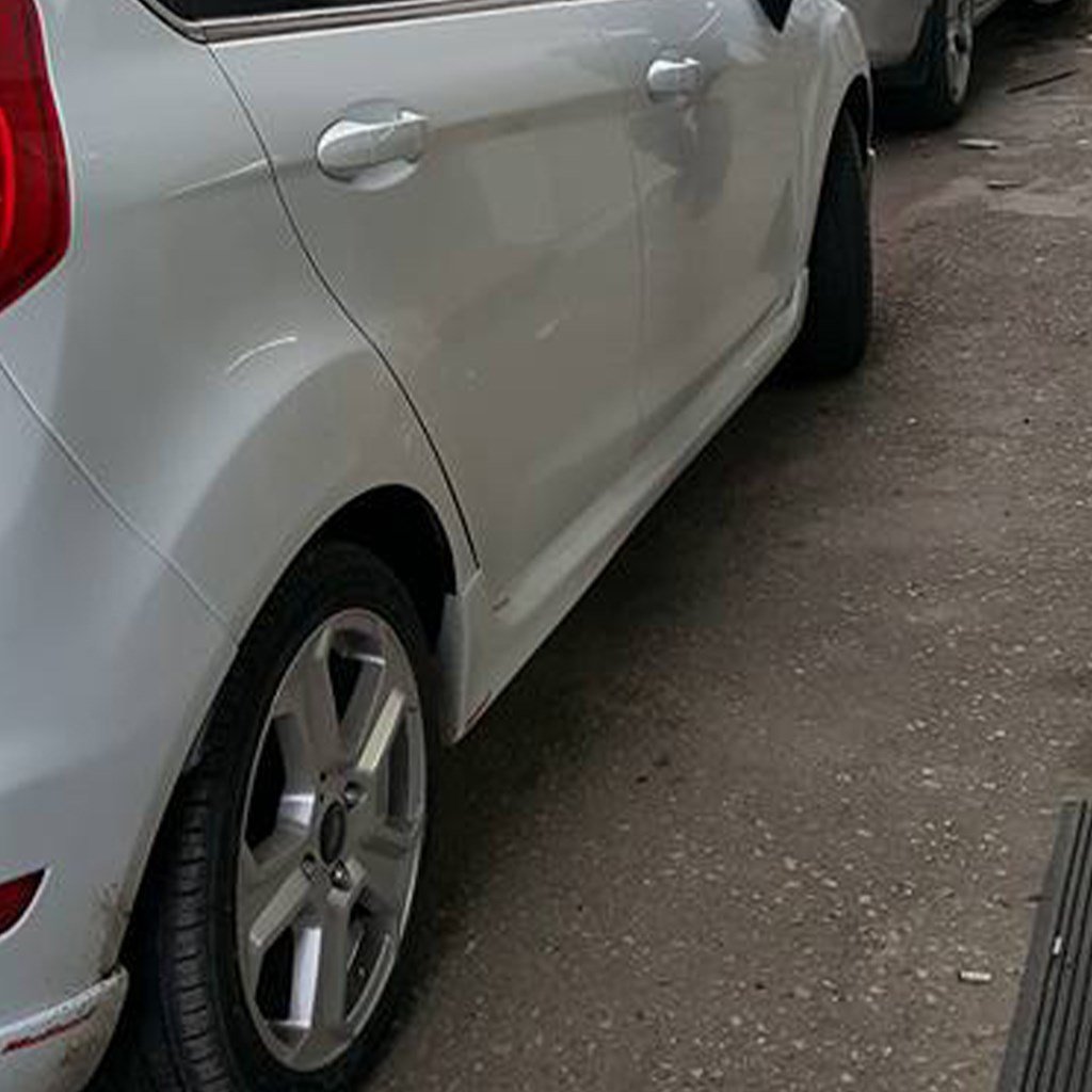 Ford Fiesta Yan Marşpiel 2009-2013 Yılı ve Arasına Uyumludur