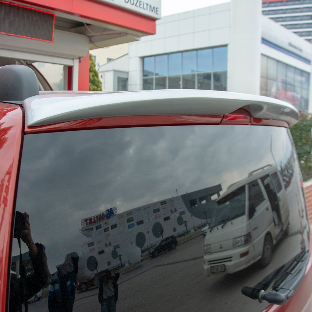 Ford Tourneo Courier Düz Model Spoiler 2014-2024 Yılı ve Arasına Uyumludur