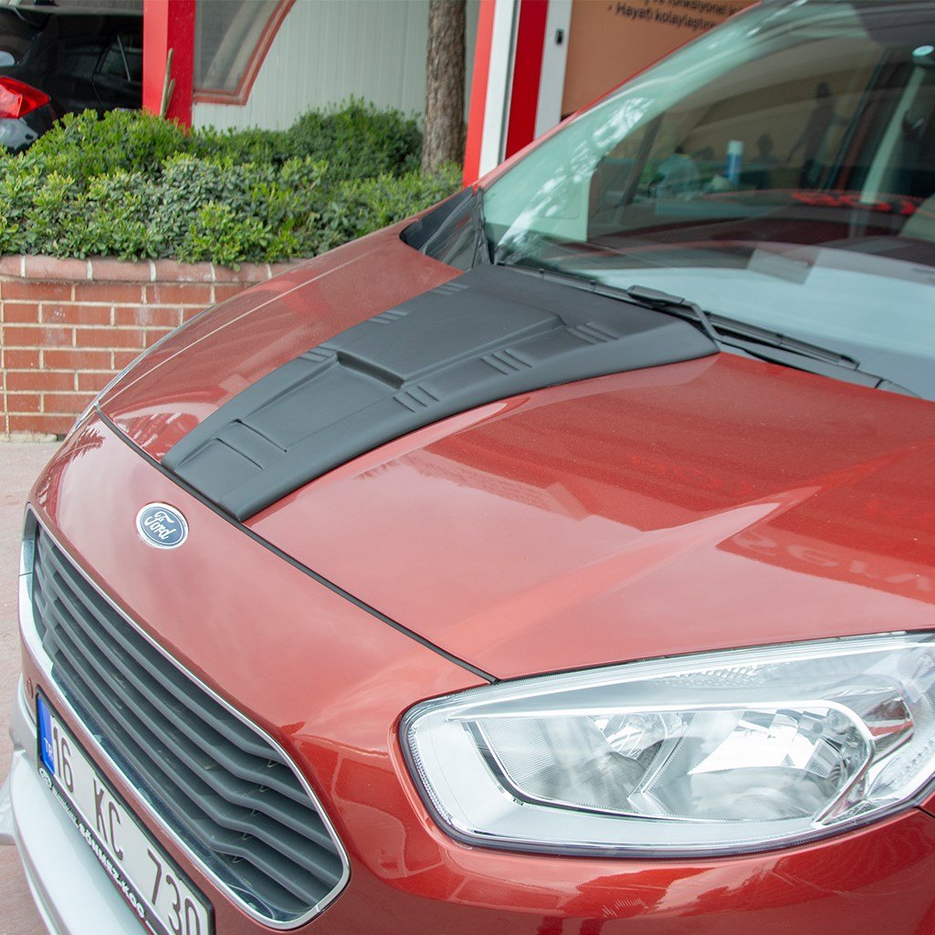Ford Tourneo Courier Ön Kaput Üstü Scoop 2014-2024 Yılı ve Arasına Uyumludur