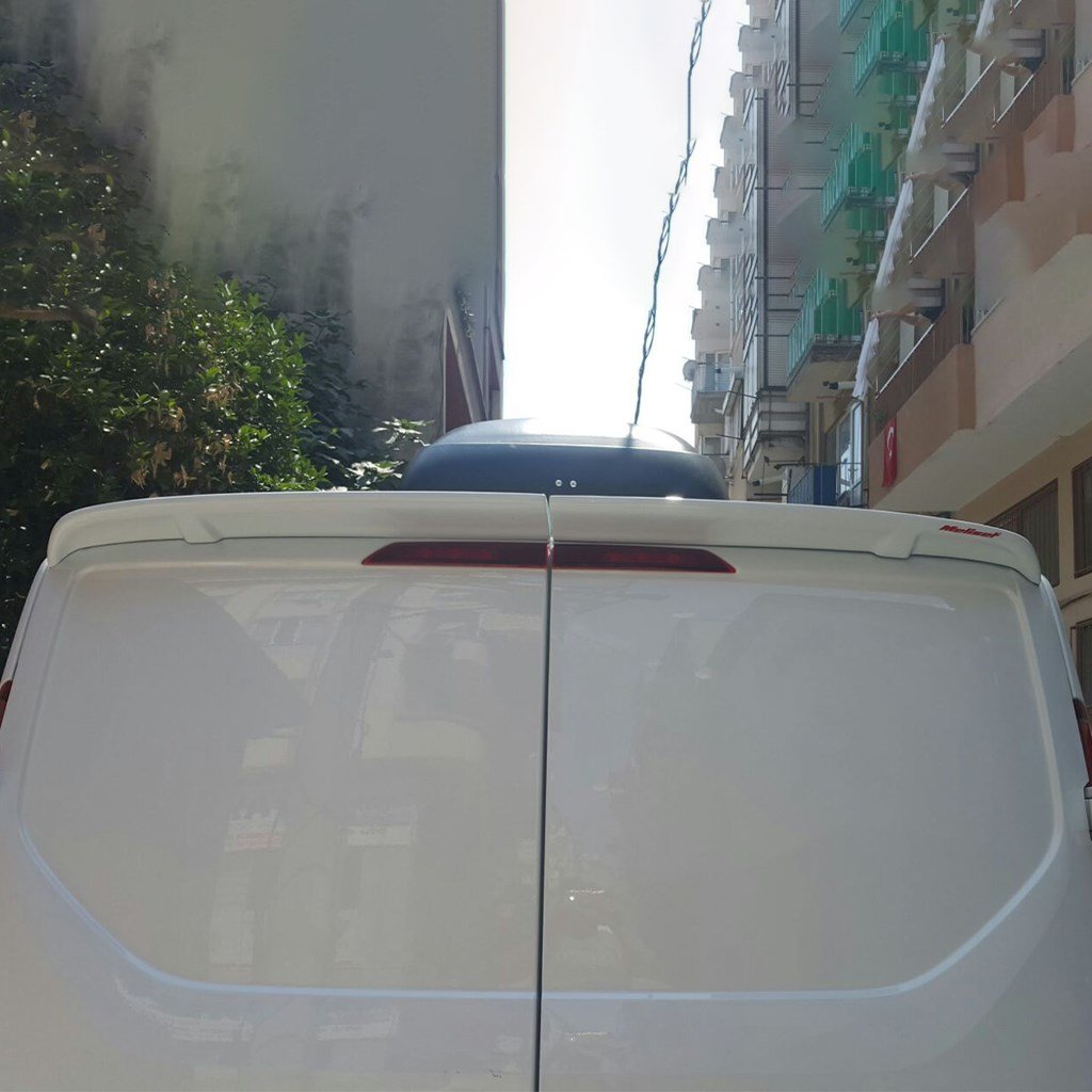 Ford Tourneo Custom Çift Kapı Anatomik Spoiler 2012-2024 Yılı ve Arasına Uyumludur