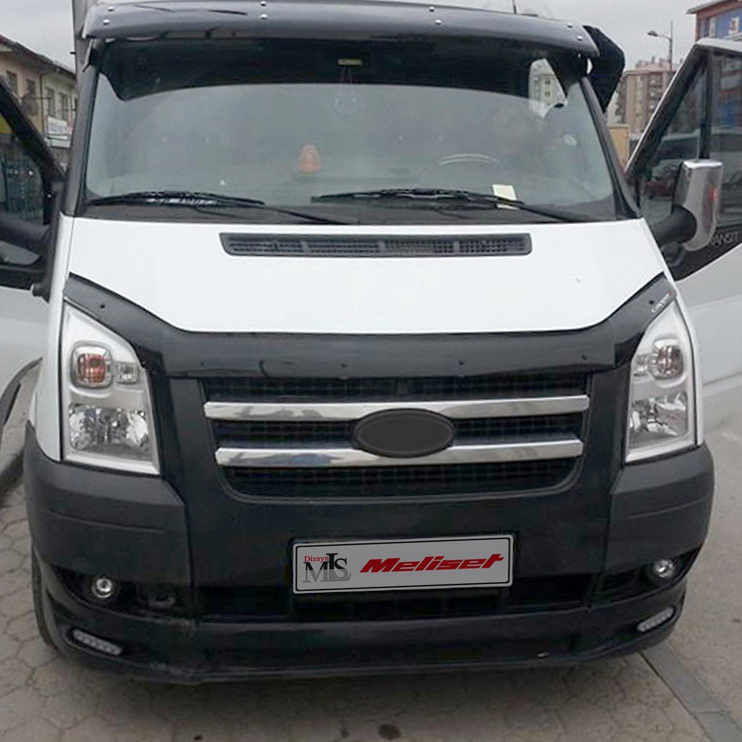 Ford Transit Ön Kaput Rüzgarlığı 2006-2013 Yılı ve Arasına Uyumludur